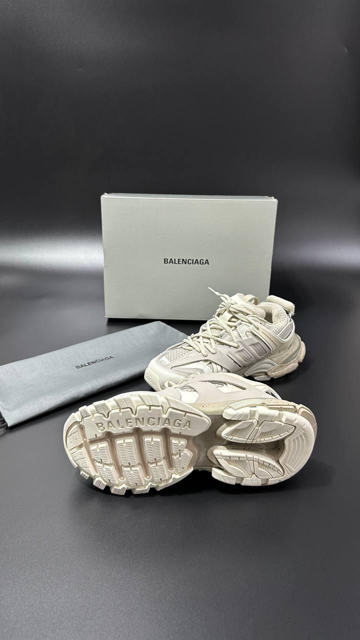 Balenciaga Track Sneaker Unisex