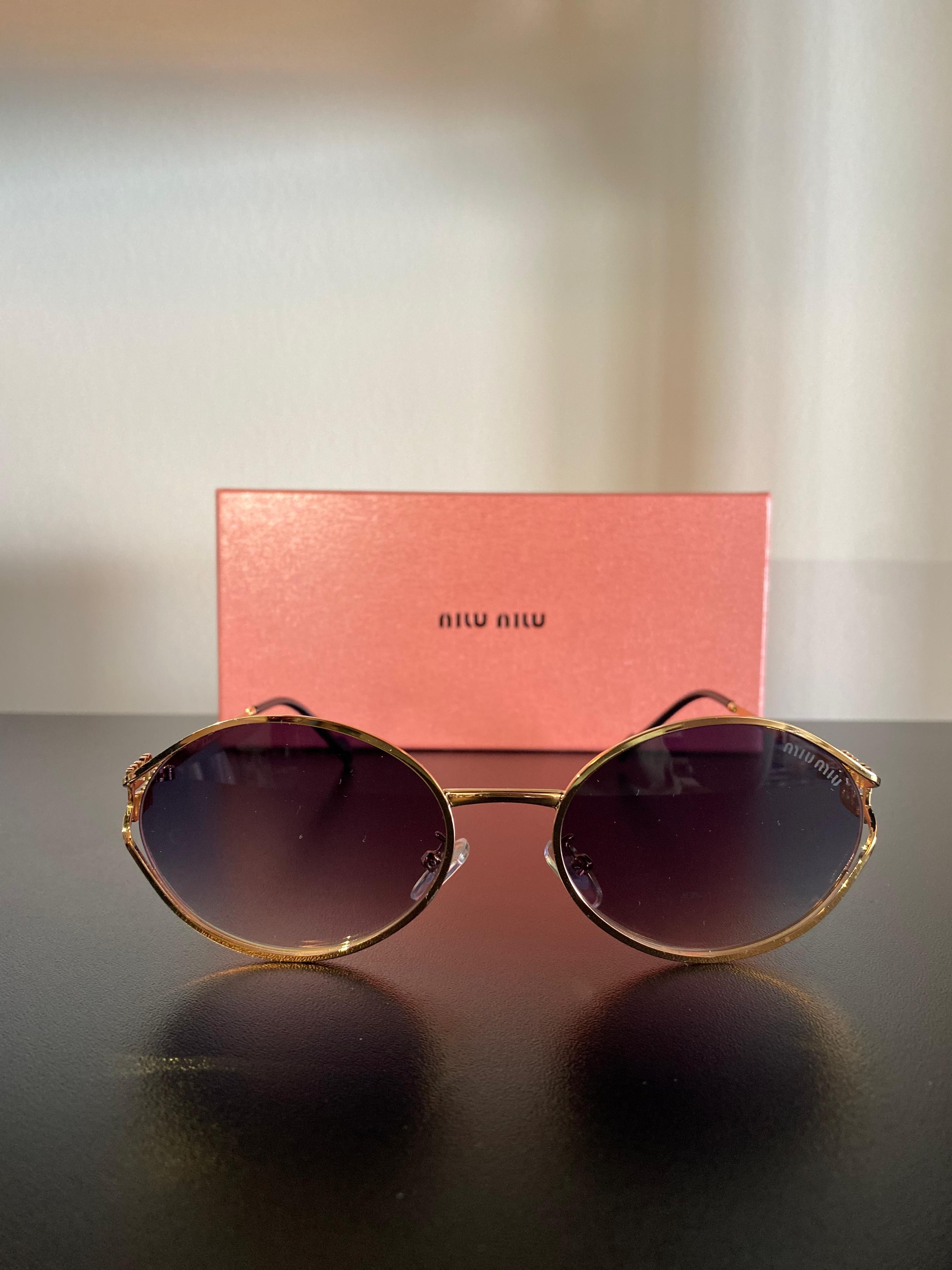 Miu Miu Kadın Gold Siyah Cam Güneş Gözlüğü