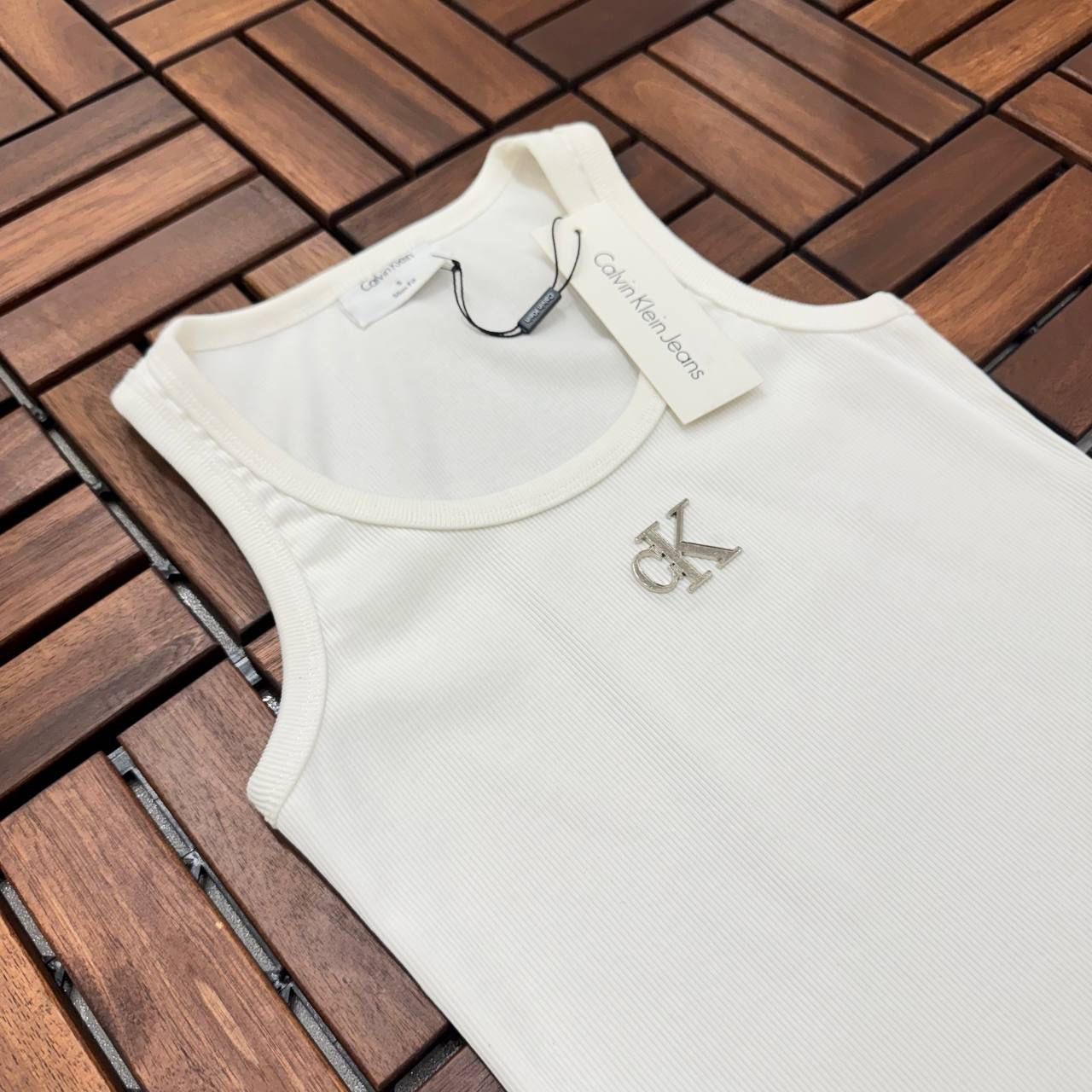 Calvin Klein Metal Logo Detaylı Beyaz Atlet 402