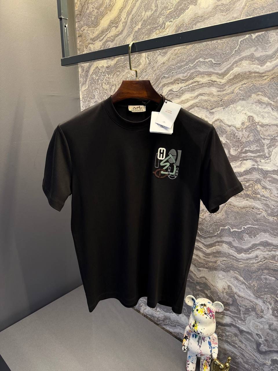 HERMES Nakış Detaylı Siyah Erkek T-Shirt 9072