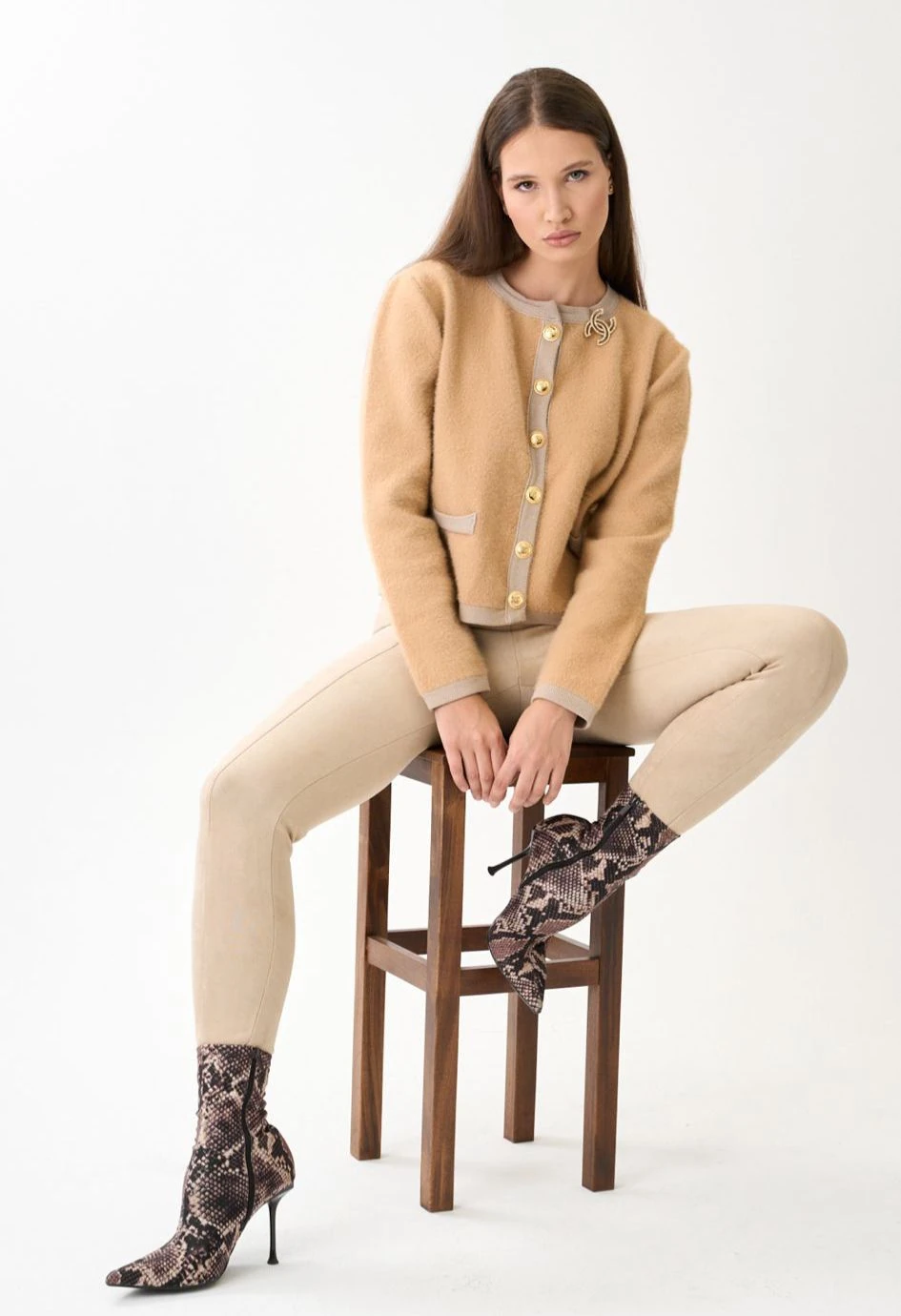 Berhani Düğmeli Bej Kadın Triko Hırka 246B