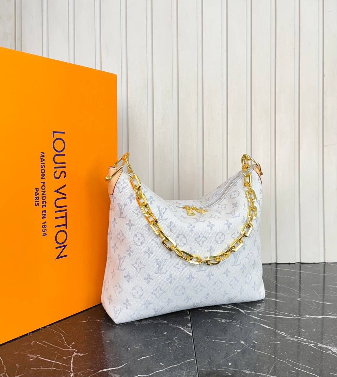 Louis Vuitton Coussin Hobo MM Denim 910136