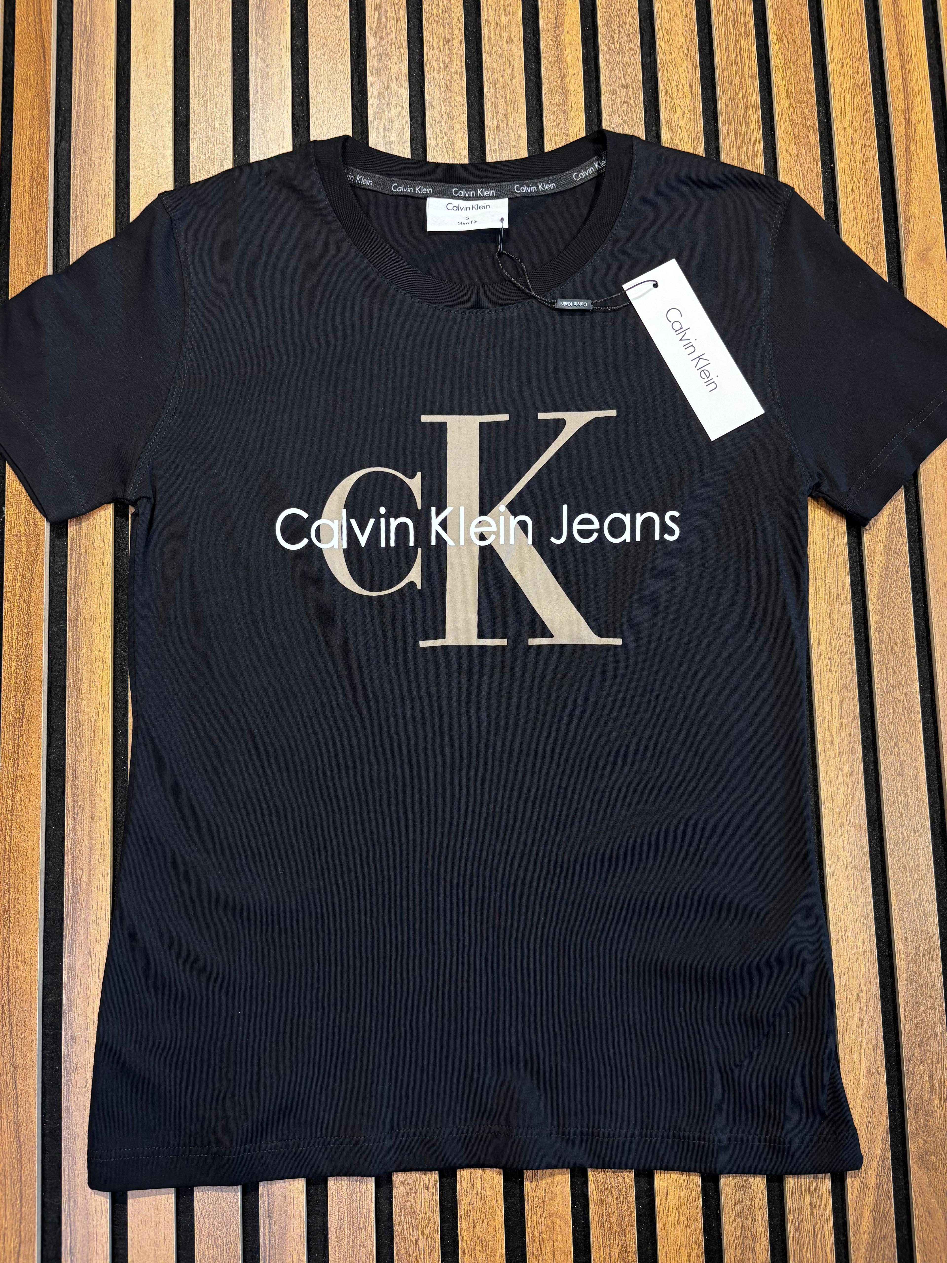 CALVIN KLEIN Baskı Detaylı Siyah Kadın T-Shirt BES32