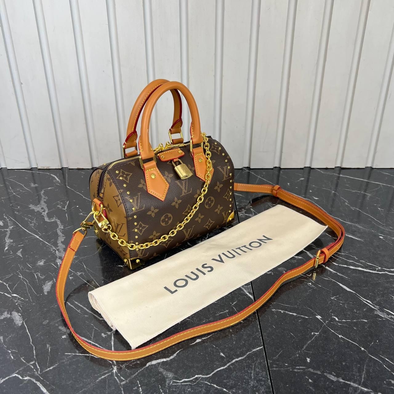 Louis Vuitton Çanta 