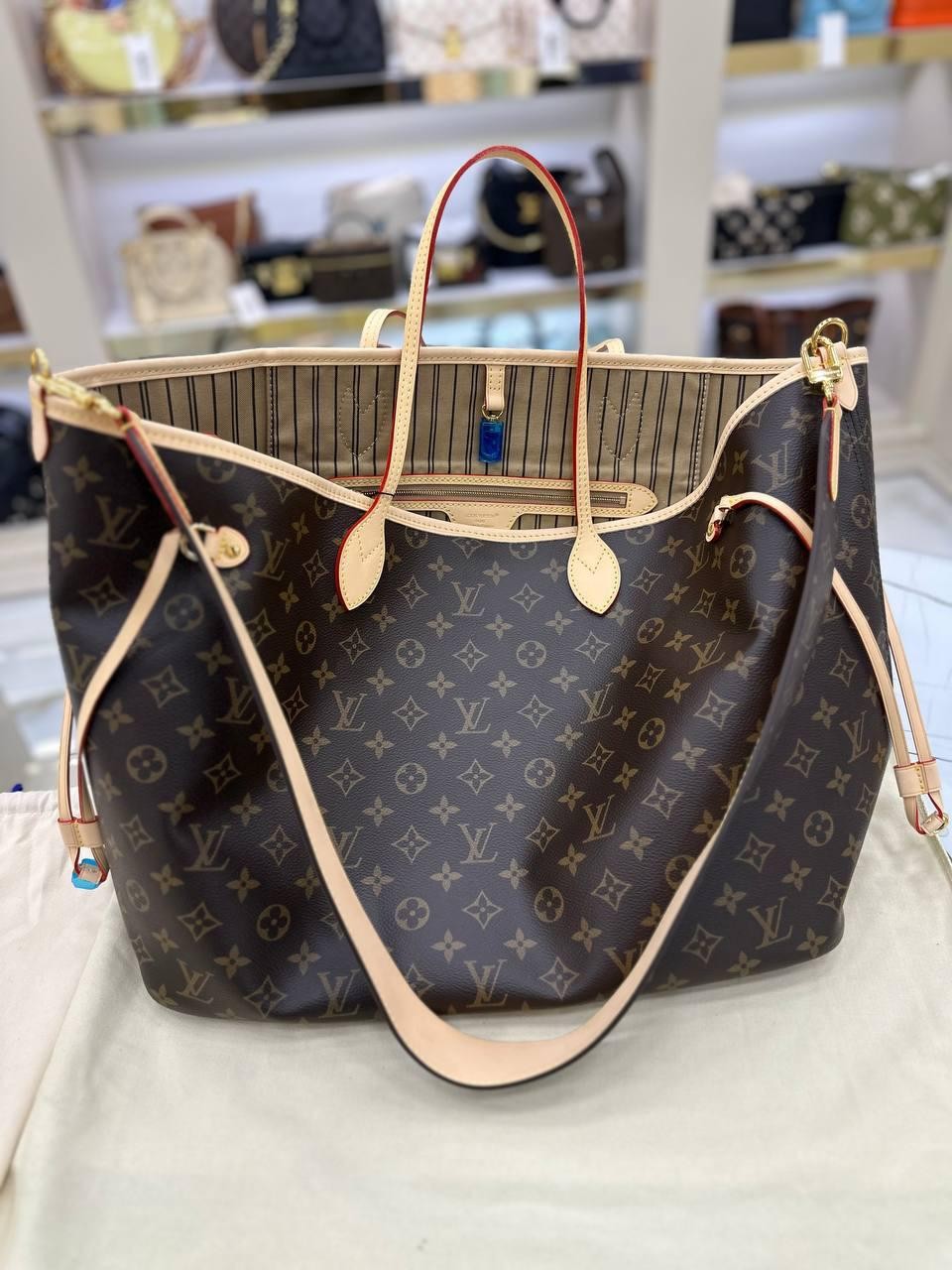 Louis Vuitton Çanta