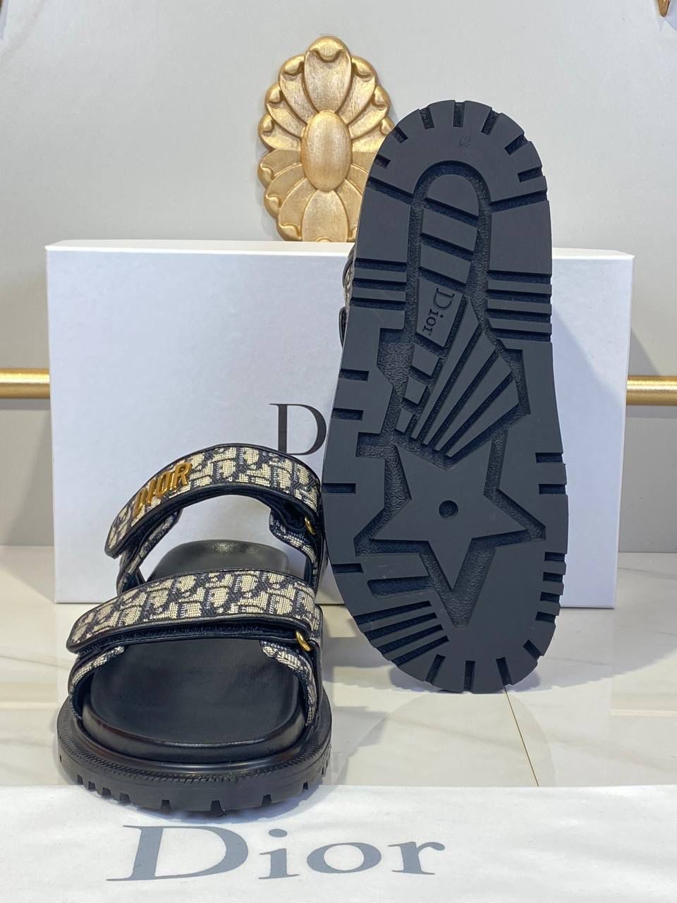 Christian Dior Hakiki Deri Siyah-Lacivert Sandalet
