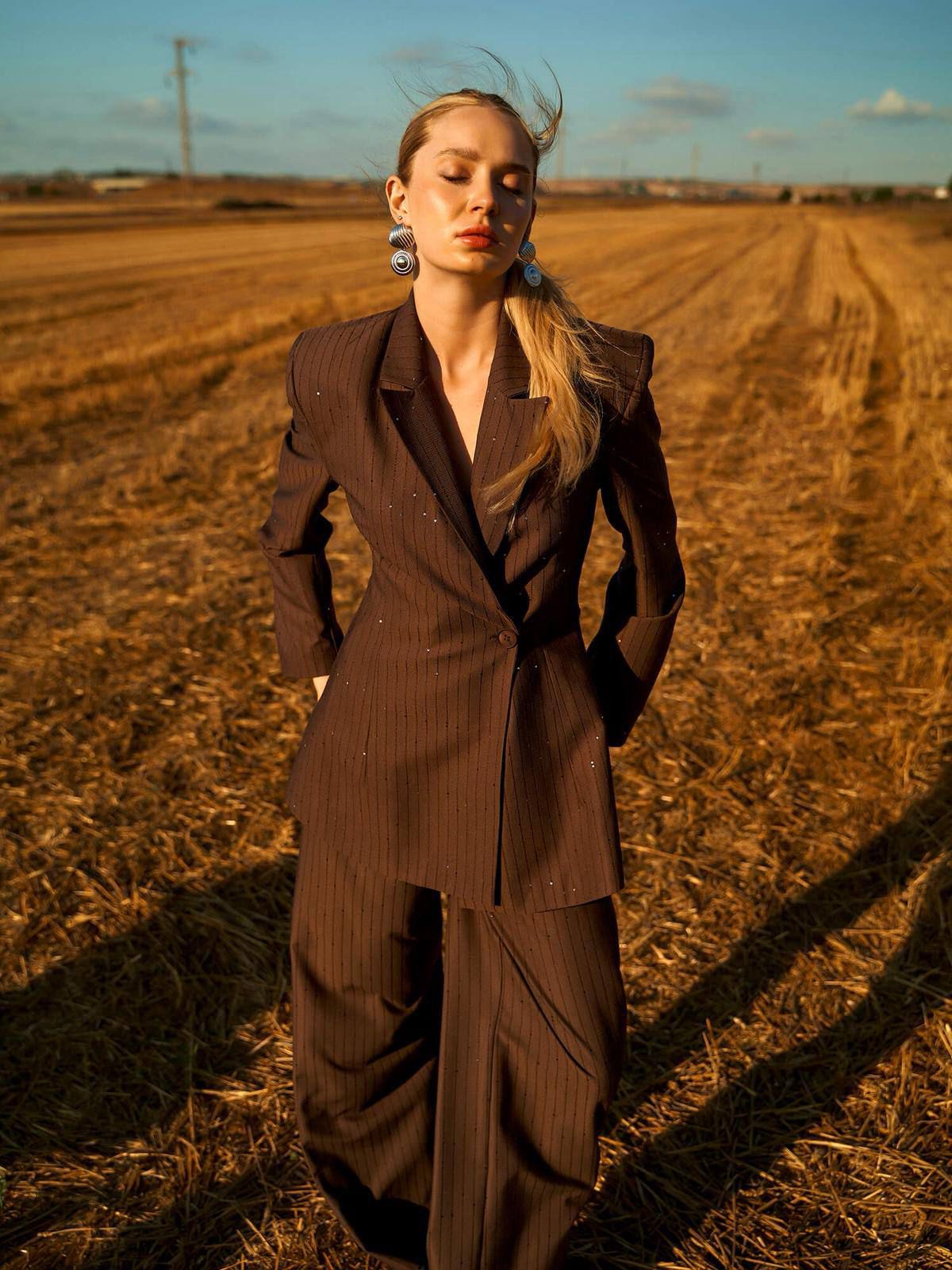 Berhani Pullu Kahverengi Kadın Takım 220575