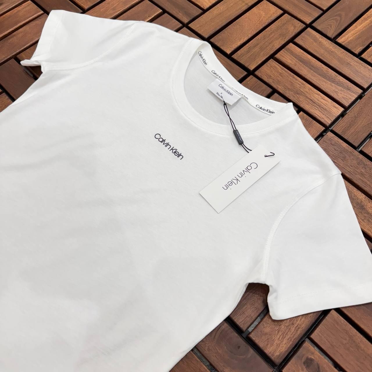 CALVIN KLEIN Yazı Detaylı Beyaz Kadın T-Shirt BES86