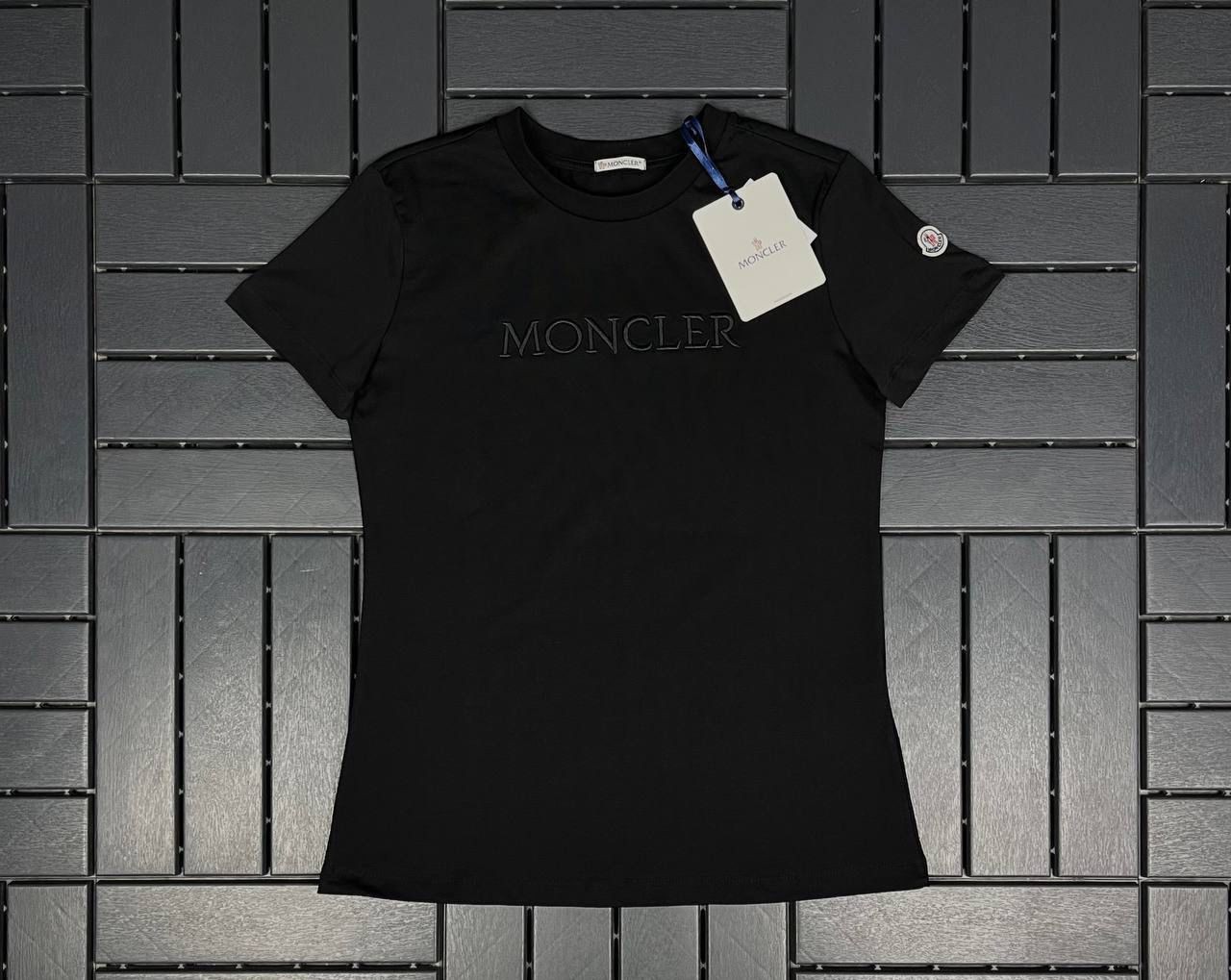 MONCLER NAKIŞ DETAYLI SİYAH KADIN T-SHIRT 2617