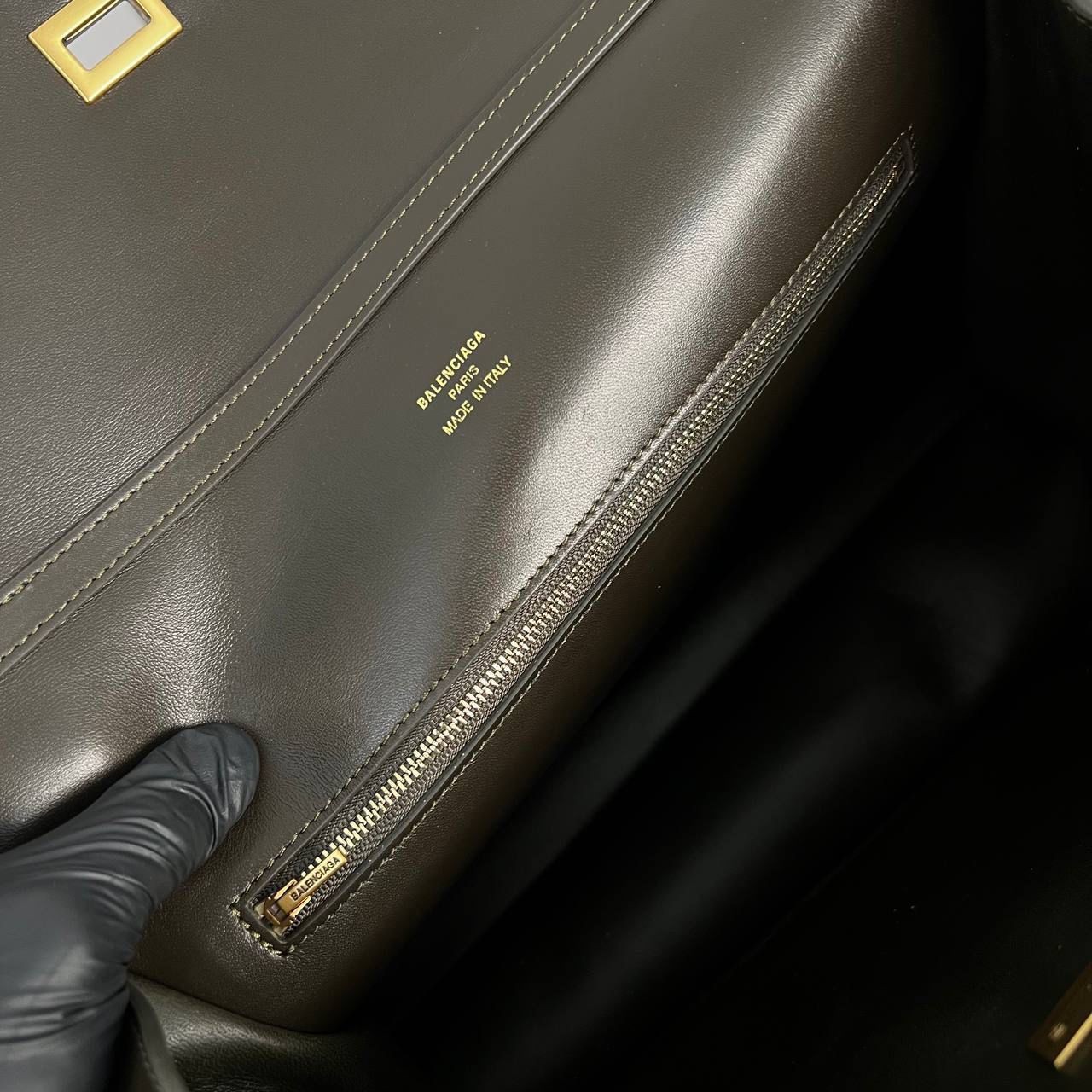 Balenciaga Rodeo Medium Suede Bag 