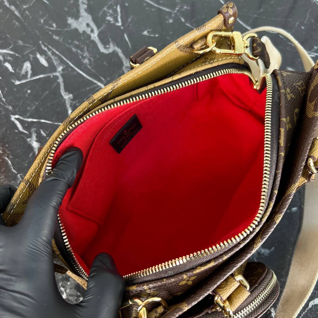 Louis Vuitton OnTheGo East West
