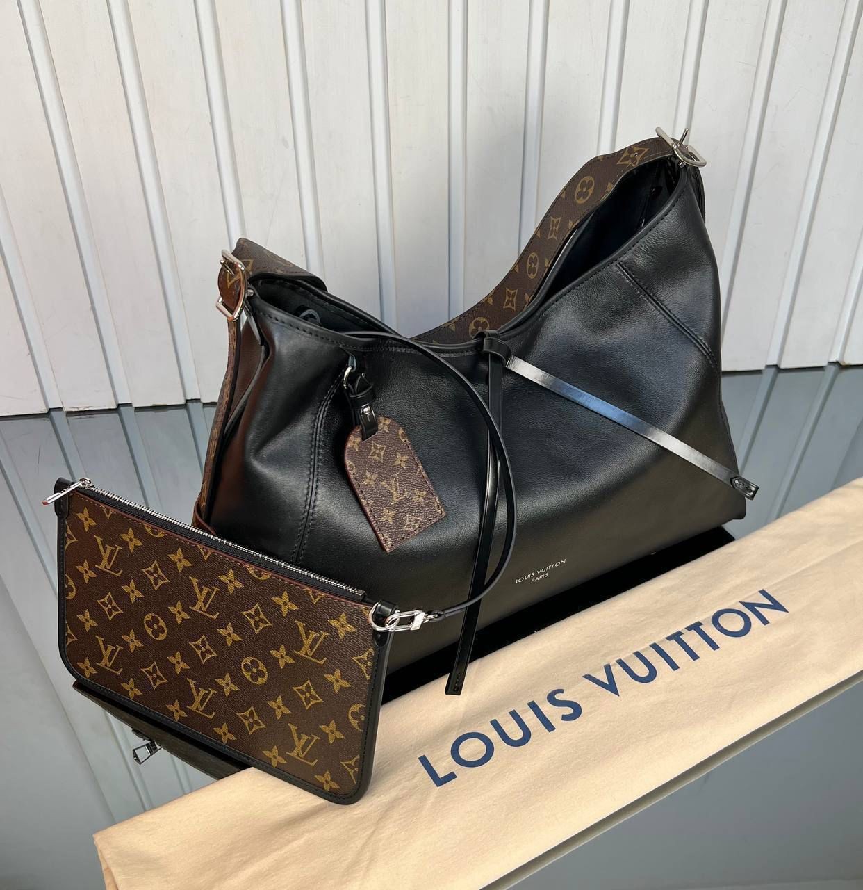 Louis Vuitton Siyah CarryAll MM  Hakiki Deri 41x27 cm 