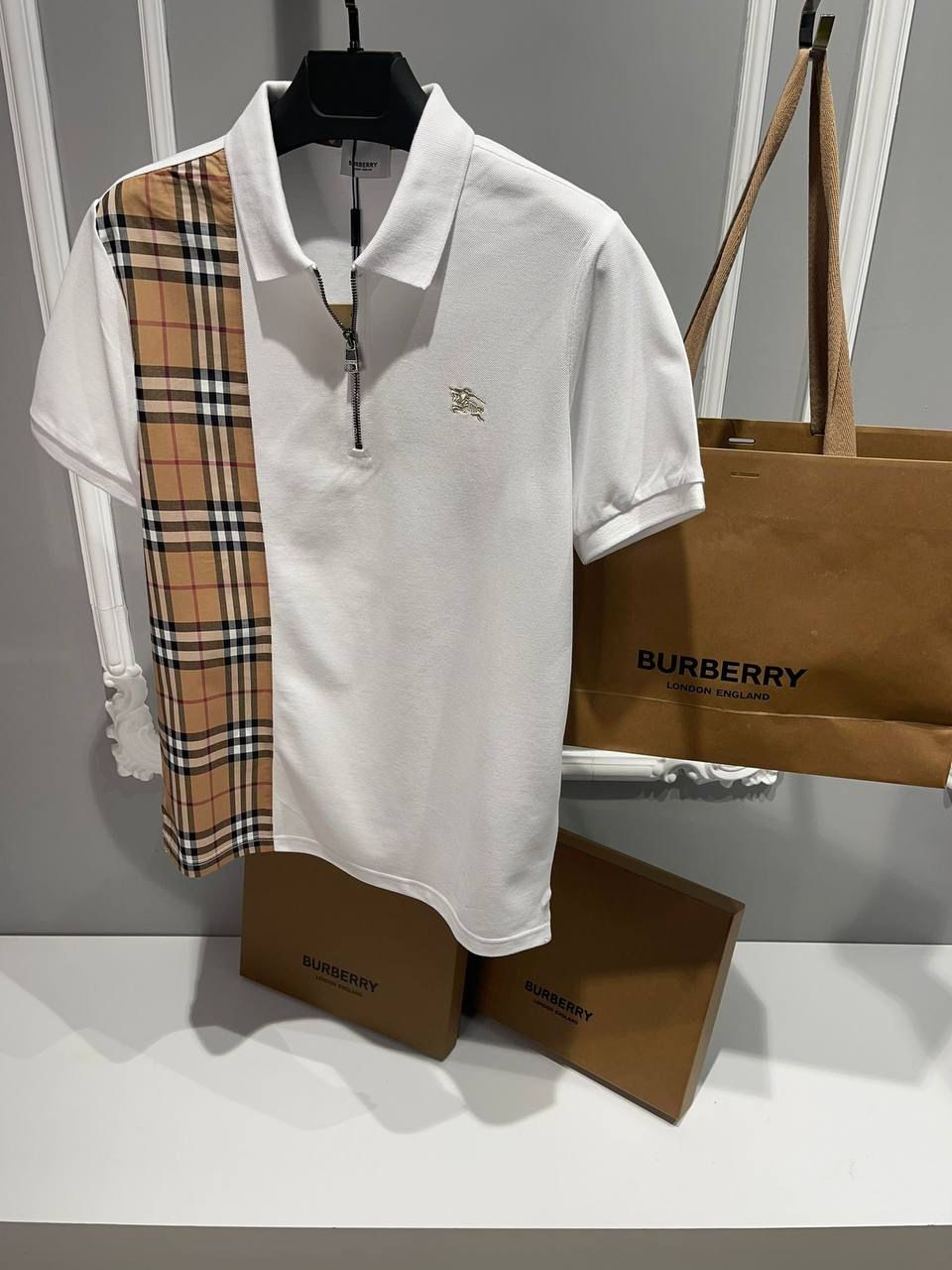 BurBerry Fermuar Detaylı Erkek Beyaz T-shirt