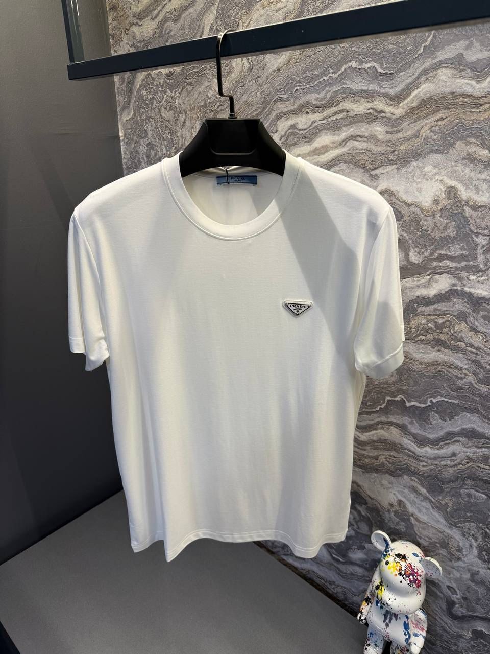 PRADA Metal Logo Detaylı Beyaz Erkek T-Shirt 9014