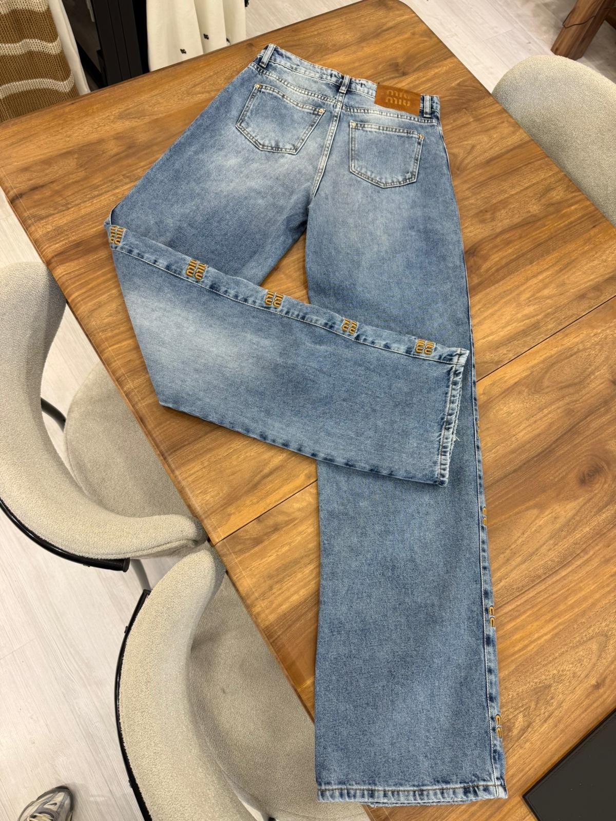 Miu Miu Logo Detaylı Mavi Kadın Kot Pantolon 318