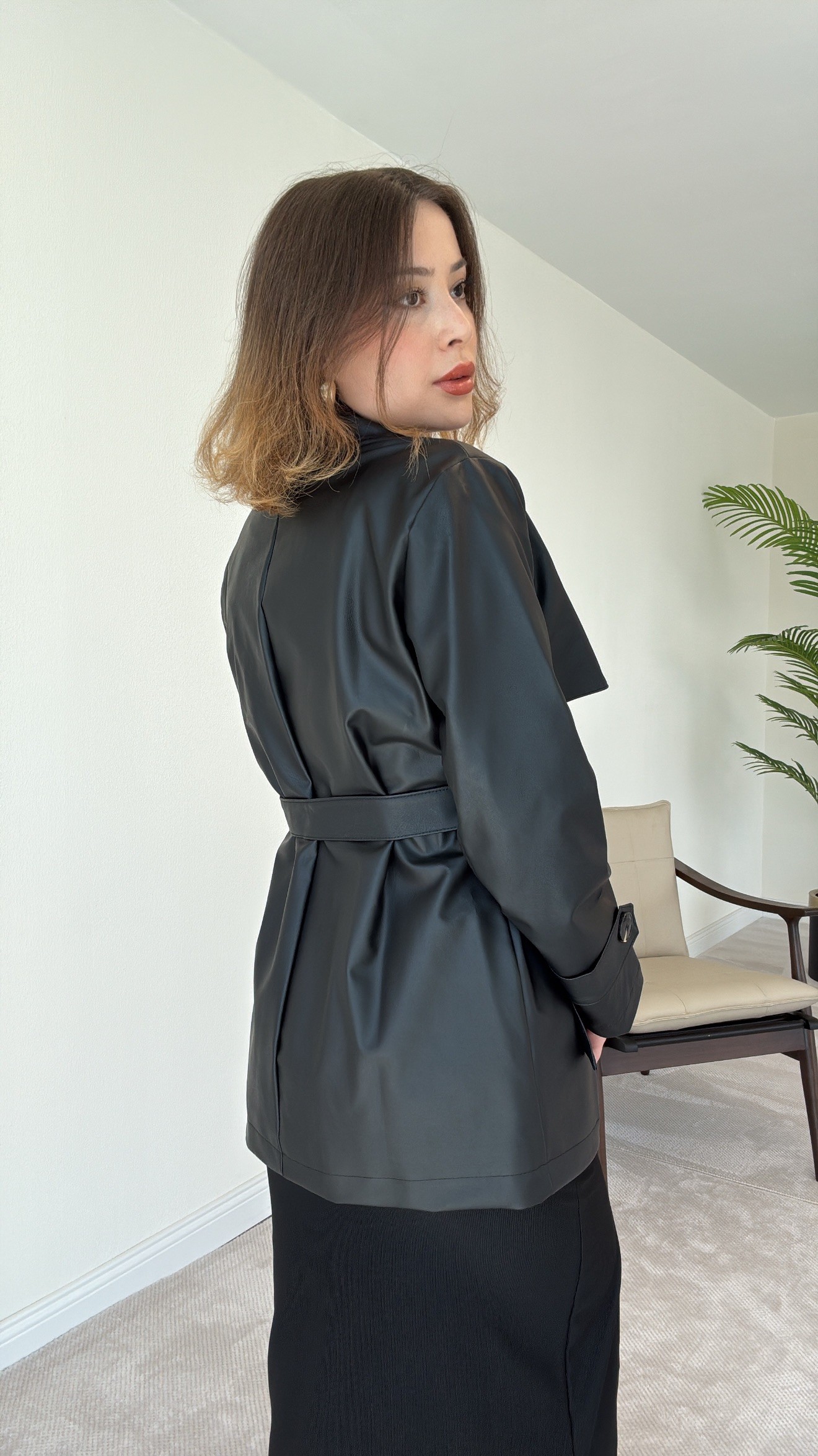 Midi Boy Astarlı Deri Trenchcoat - SİYAH