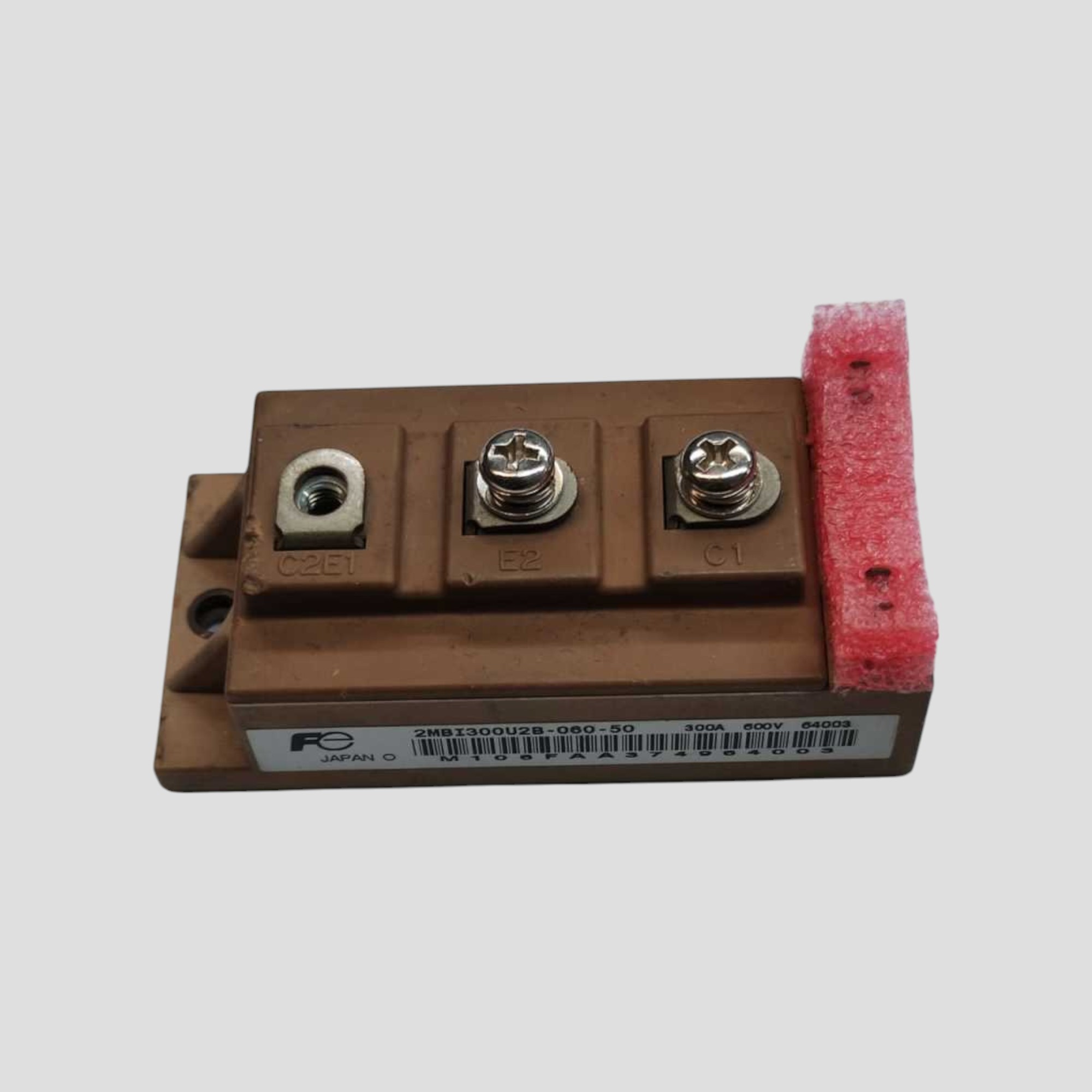 2MBI300U2B-060-50 Y4-M6 300A 600V IGBT MODULE