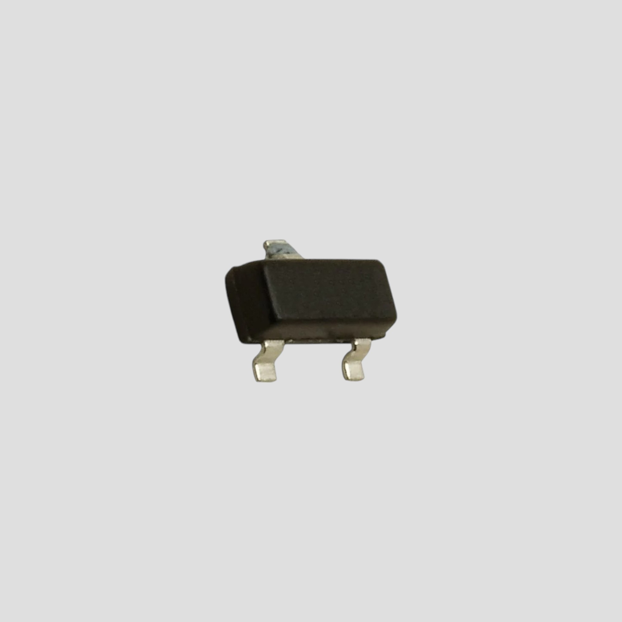 AO3400 - (AOYL) SOT-23 5.7A 30V 1.4W 0.0265OHM N-CHANNEL MOSFET