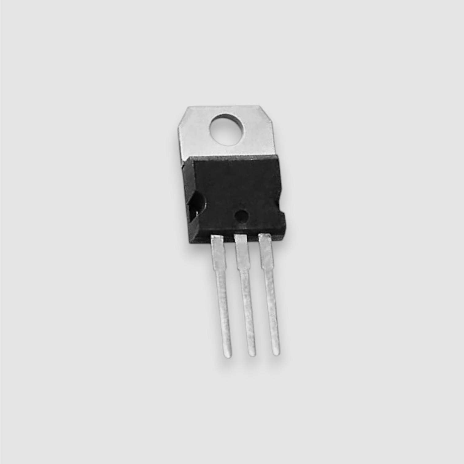 BTA06-600CW TO-220AB 6A 600V TRIAC