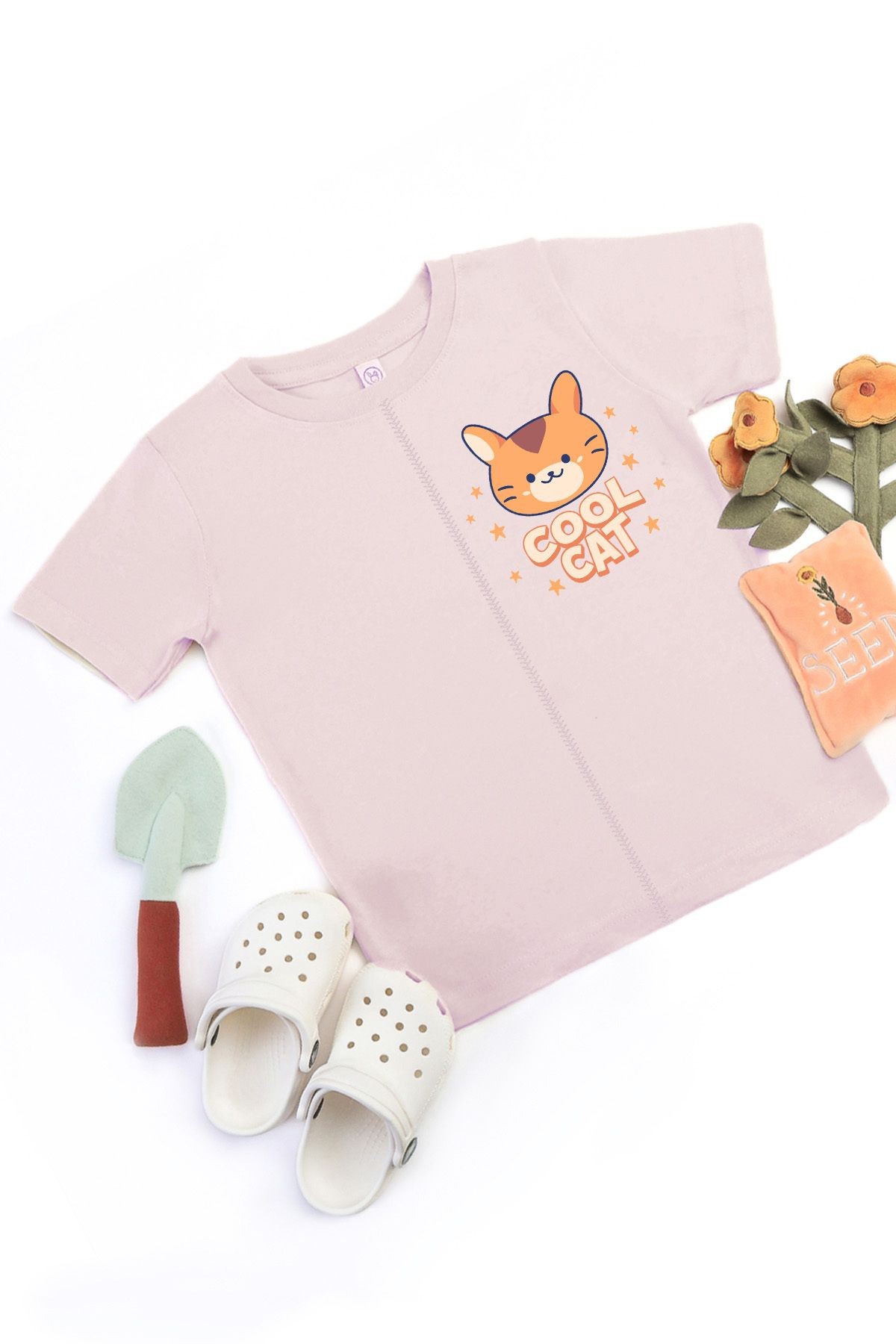 Kız Çocuk Sevimli Kedi Baskılı Kısa Kol Önü ve Arkası Dikiş Detaylı Pamuklu Rahat Kalıp T-Shirt