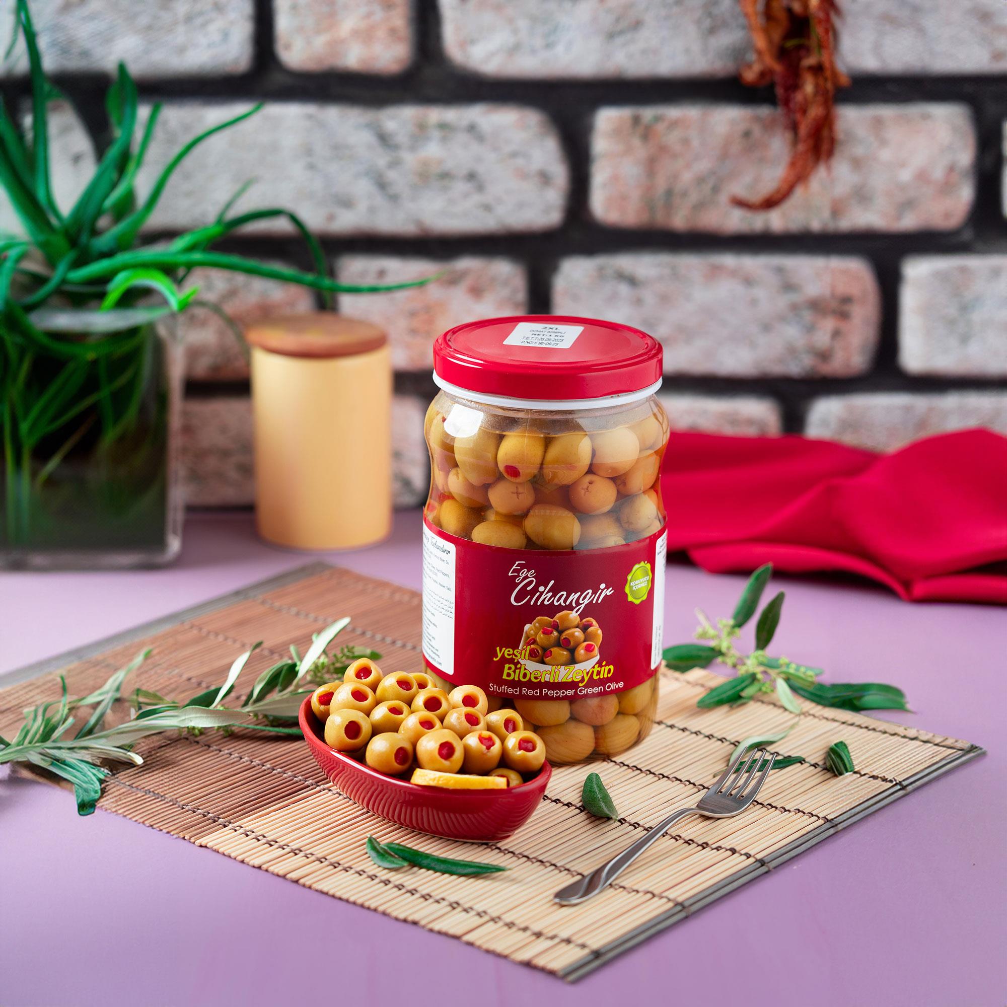 Biberli Zeytin XL- 1 kg Pet - Ege Cihangir
