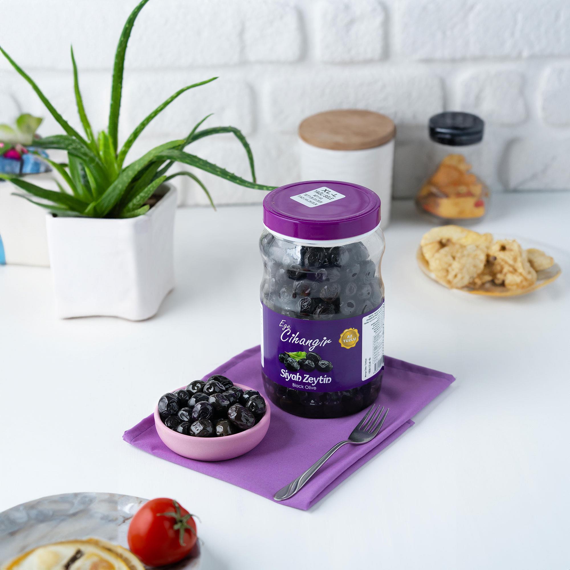 Yağlı Sele Zeytin XL - 1 kg Pet - Ege Cihangir