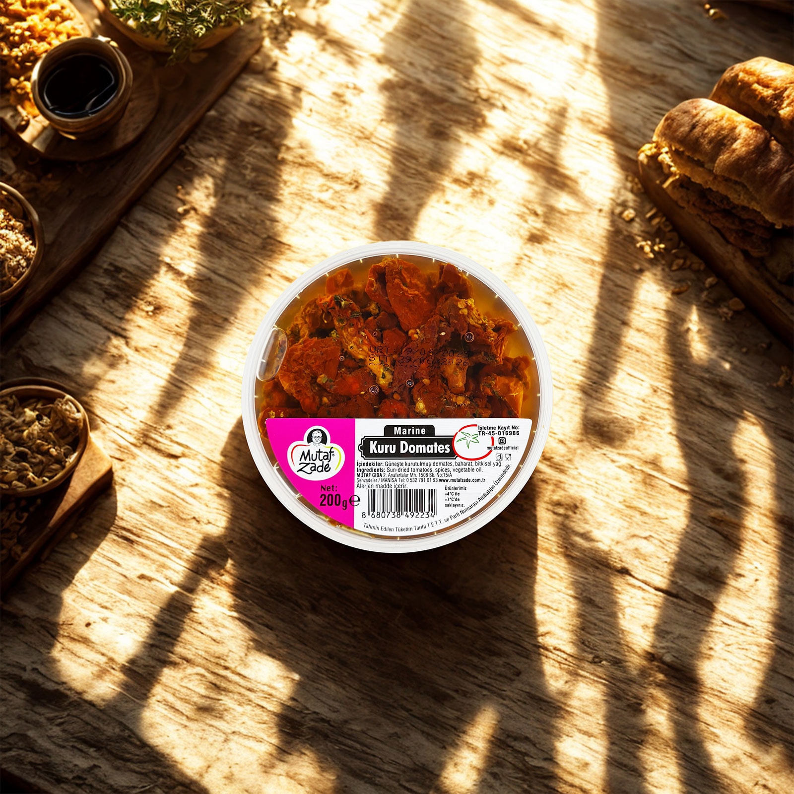 Jülyen Kesilmiş Marine Domates - 200 gr - Mutafzade