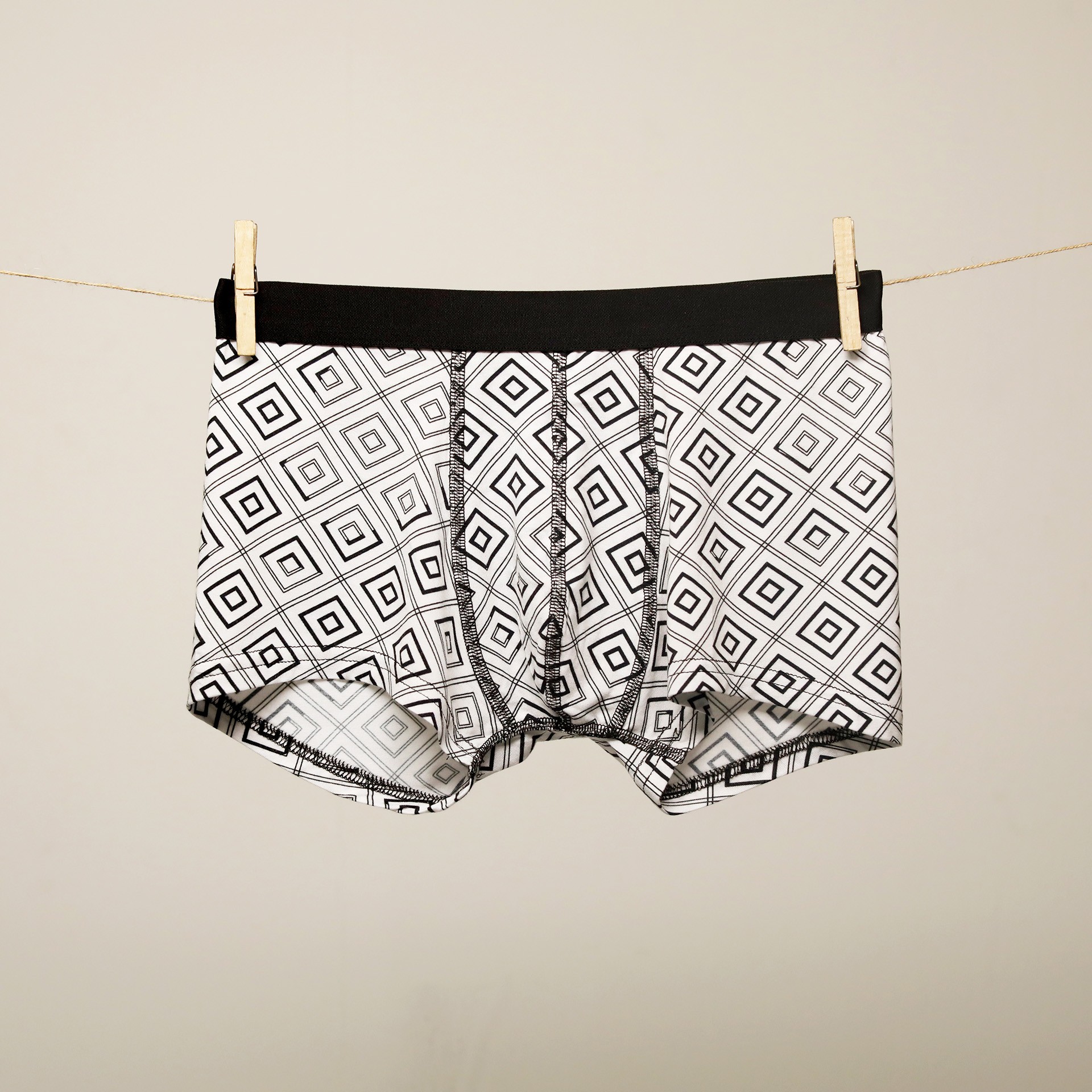 Diagonal Squares Boxer