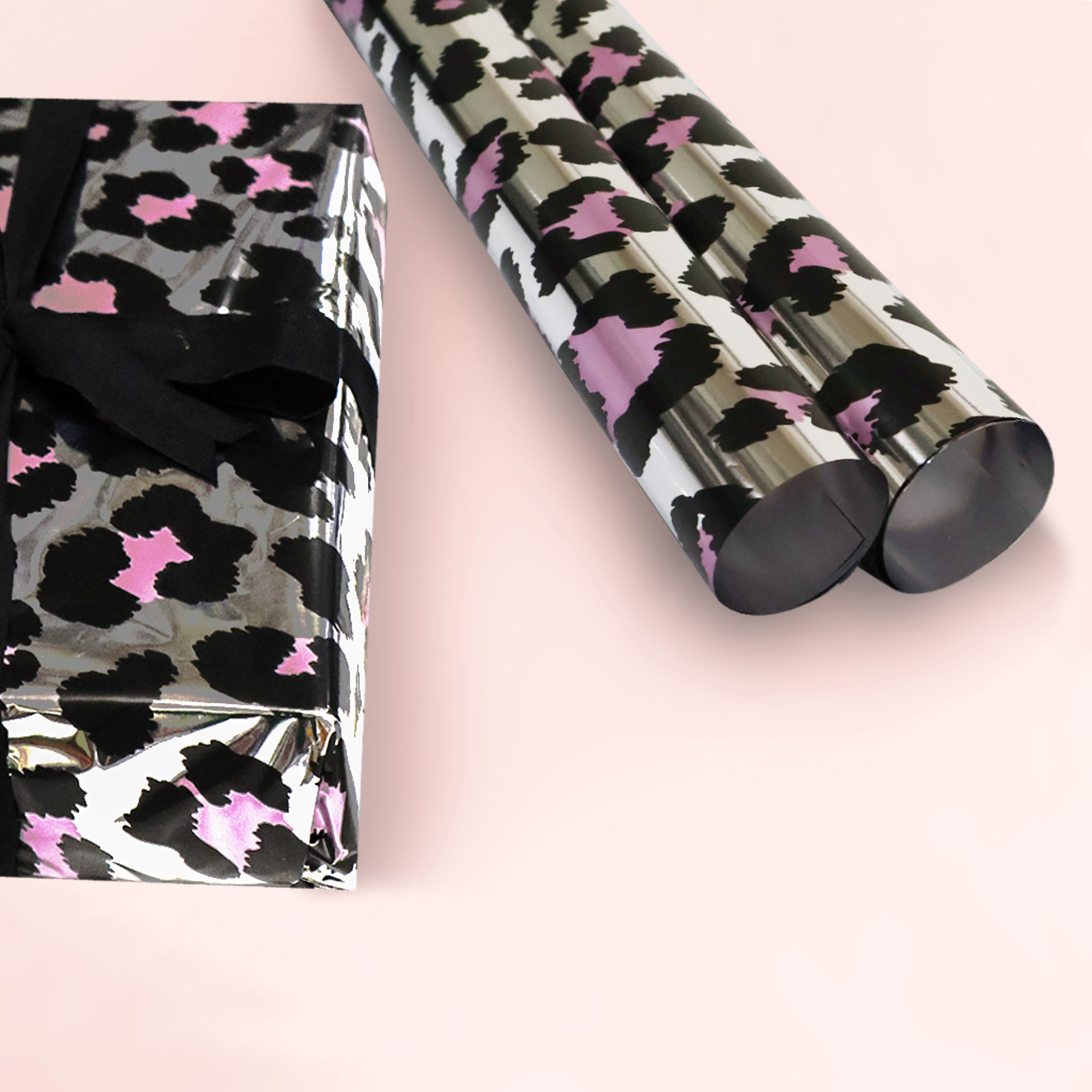 Lüks Metalize Leopar Desenli Siyah&Pembe Renk Hediye Paketleme Kağıdı-55x55cm-20Sayfa