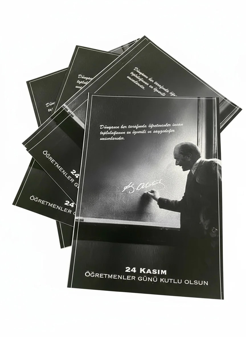 Atatürk Tasarımlı - Çiçek Buket Arka plan kağıdı. - 10 Sayfa