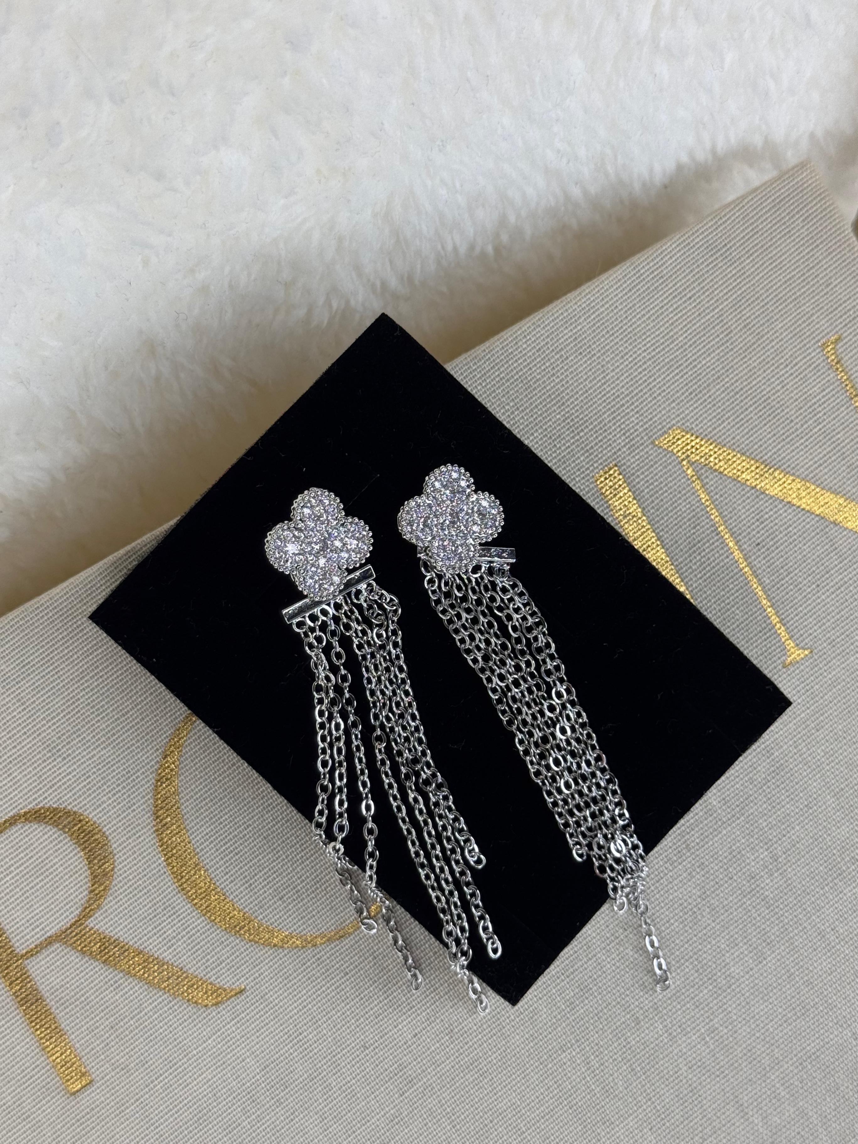 VIP Clover Drop Earrings