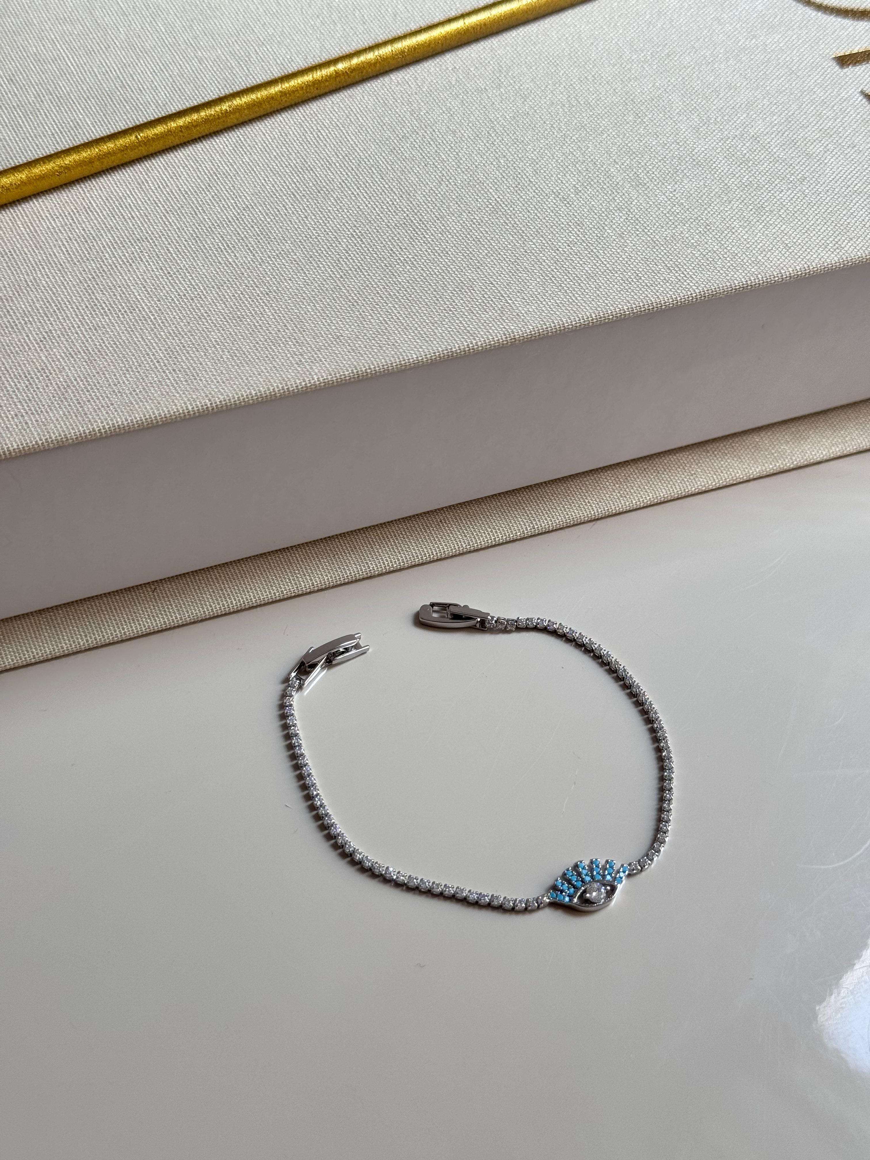 Göz Figürlü Mavi Taşlı Gümüş Renk Kadın Çelik Bileklik