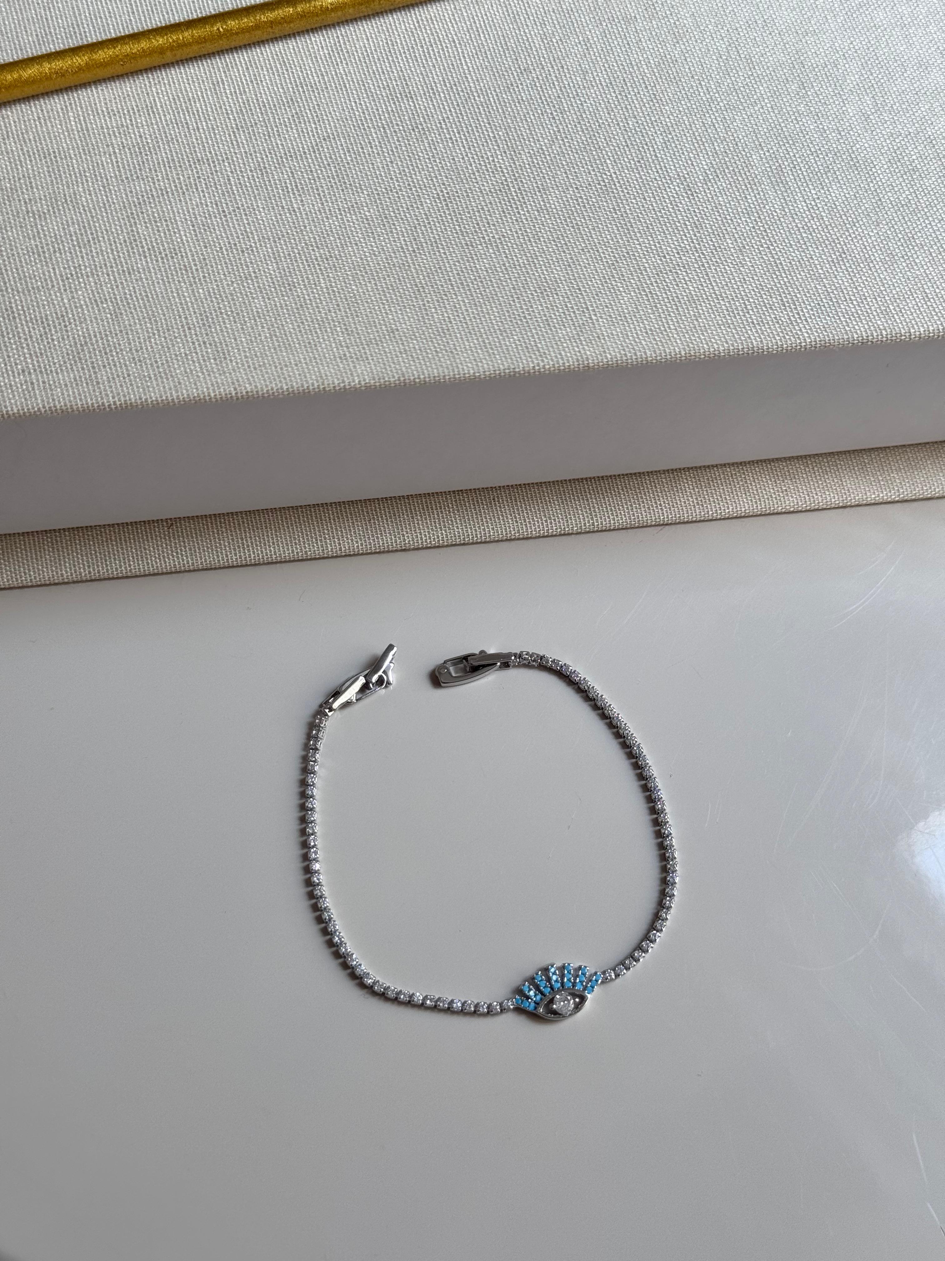 Göz Figürlü Mavi Taşlı Gümüş Renk Kadın Çelik Bileklik