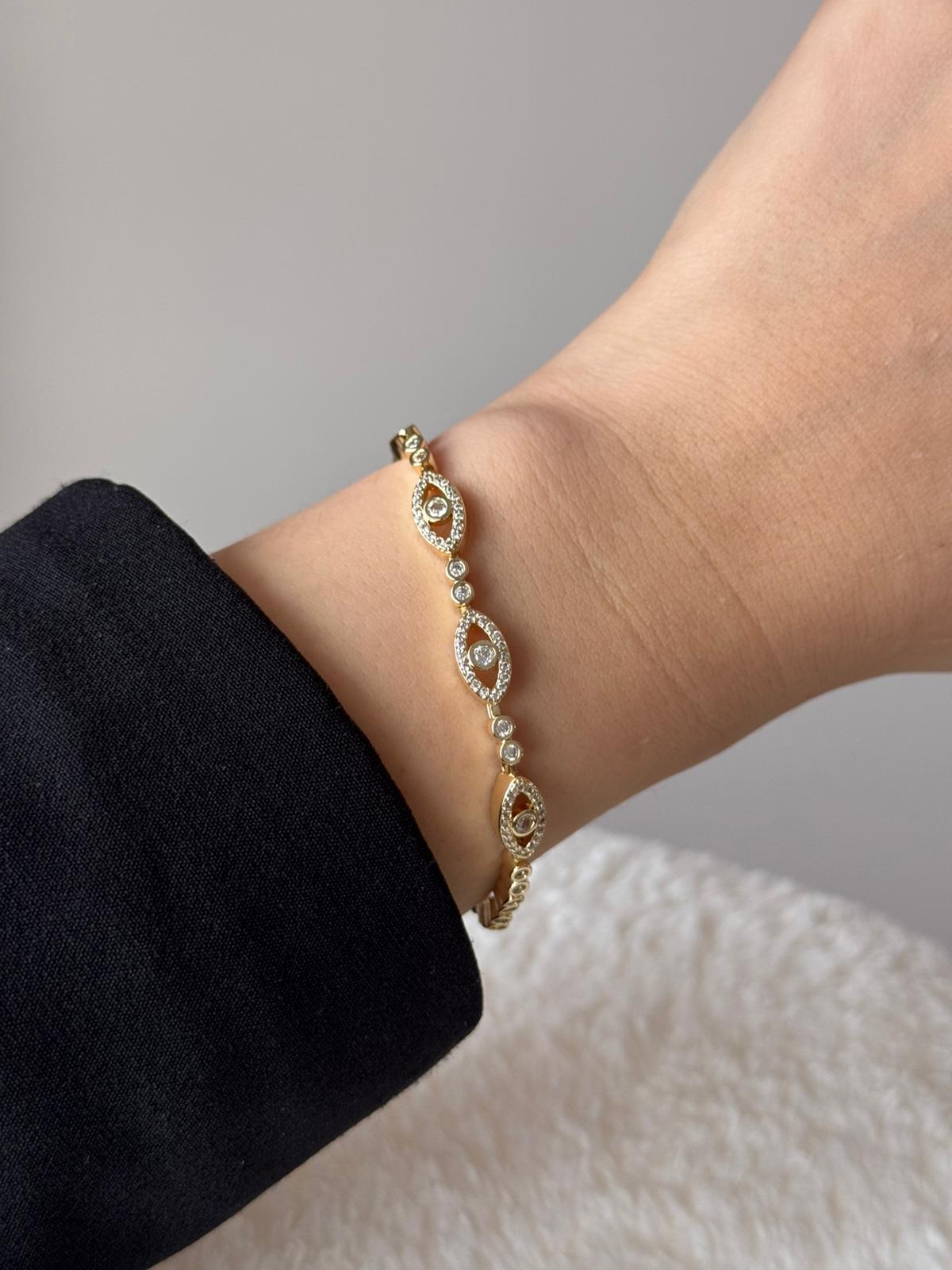 Altın Renk Taşlı Nazar Boncuğu Motifli Çelik Bileklik