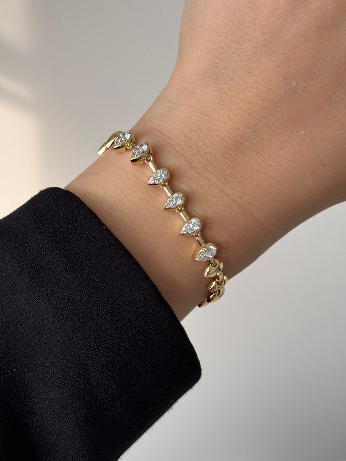 VIP Baguette Teardrop Bracelet