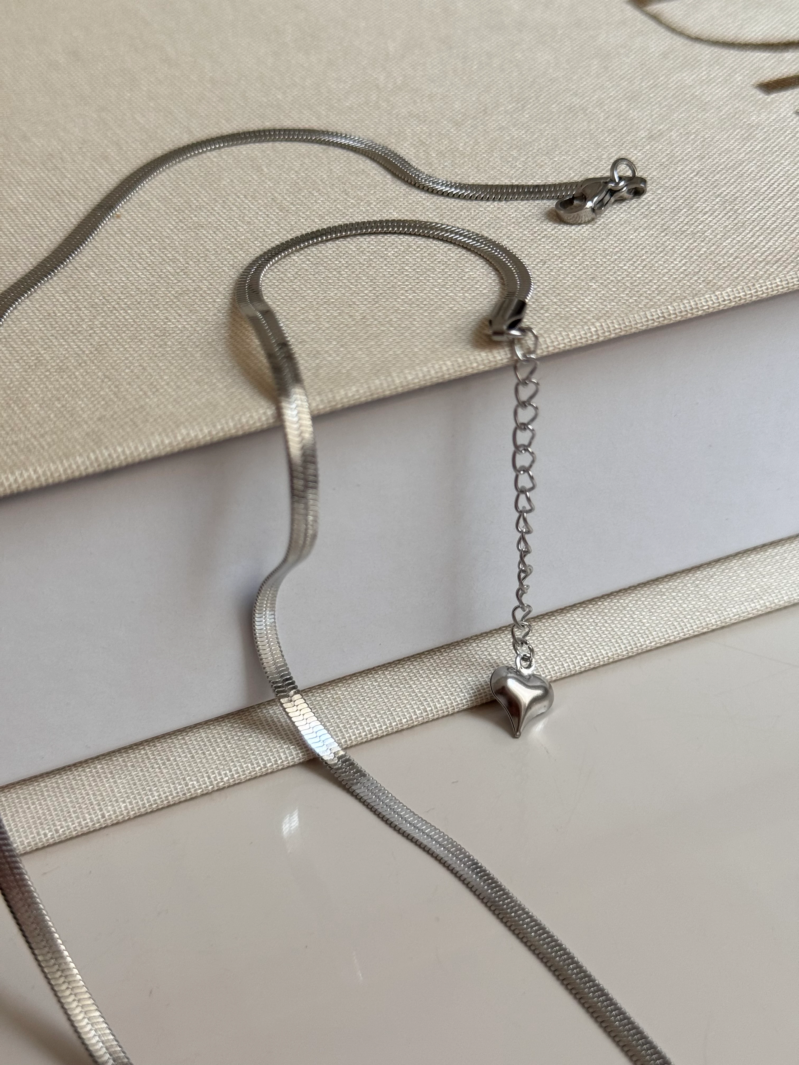 Gümüş Renk Ezme Zincir Kadın Çelik Kolye