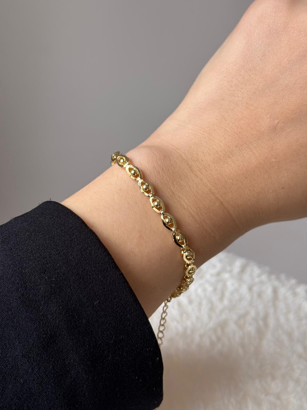 Altın Renk Oval Formlu Düz Çelik Bileklik 