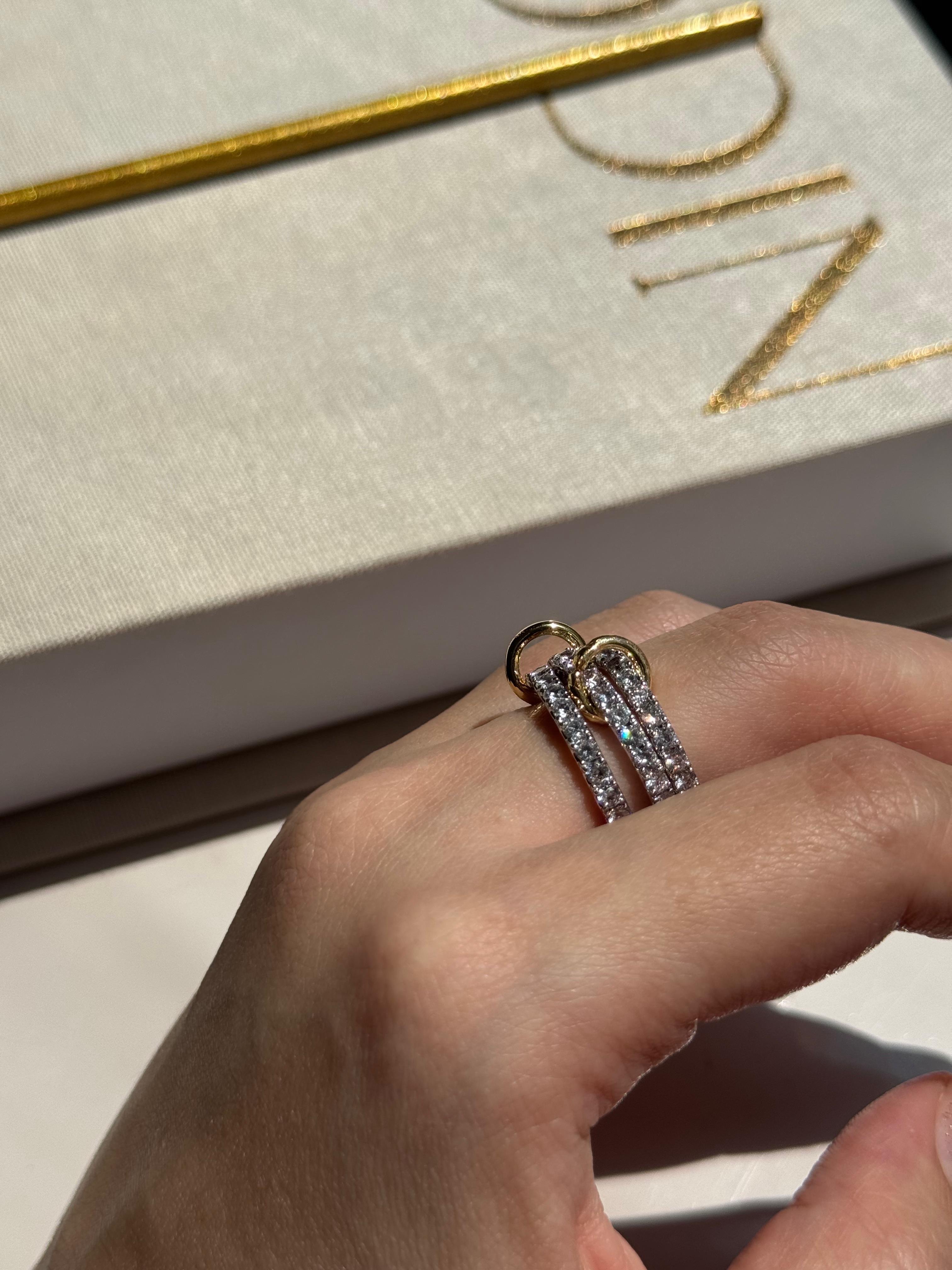 Üçlü Zirkon Taşlı Gold Renk Halka Kadın Çelik Yüzük | Işıltılı ve Şık Tasarım