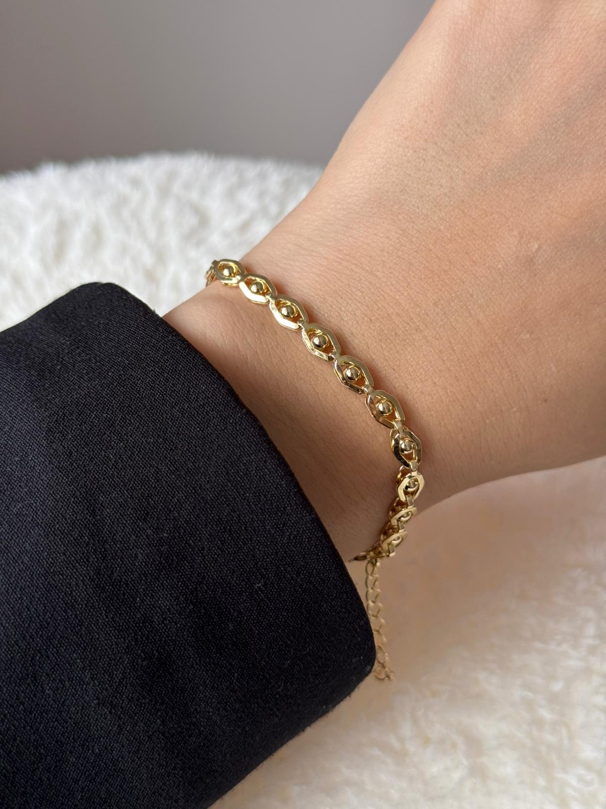 Altın Renk Oval Formlu Düz Çelik Bileklik 