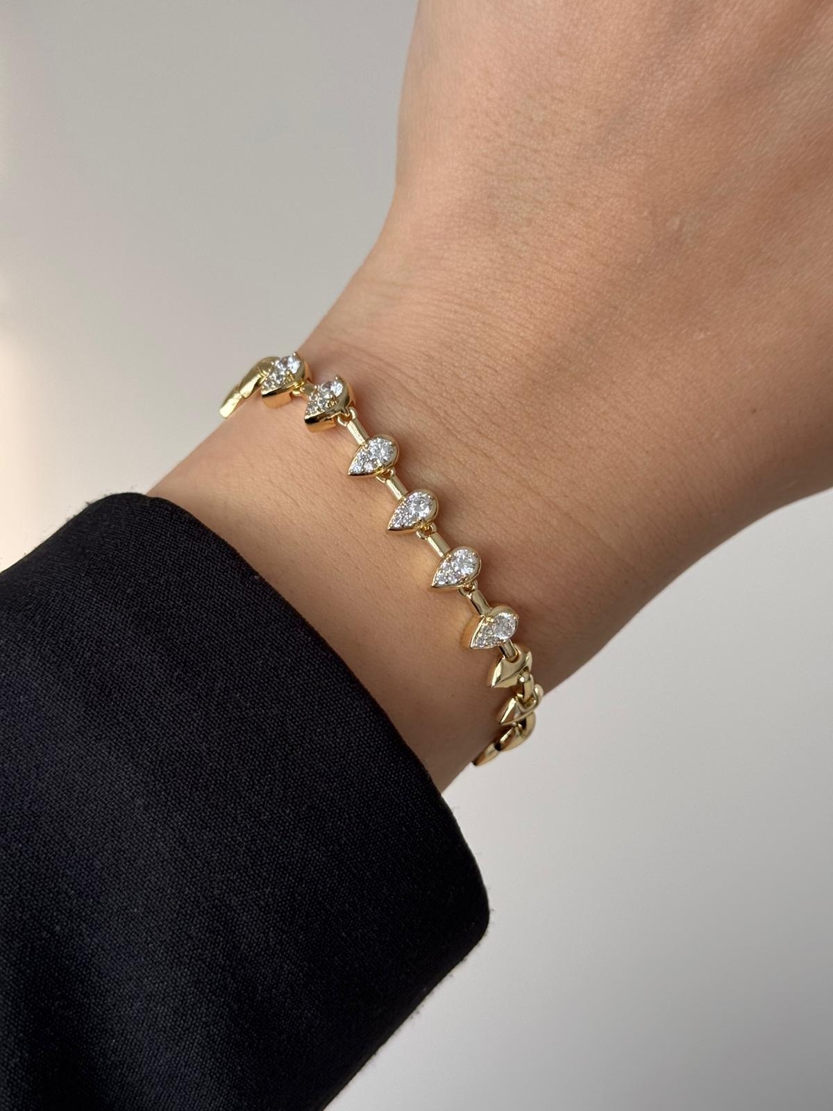 VIP Baguette Teardrop Bracelet