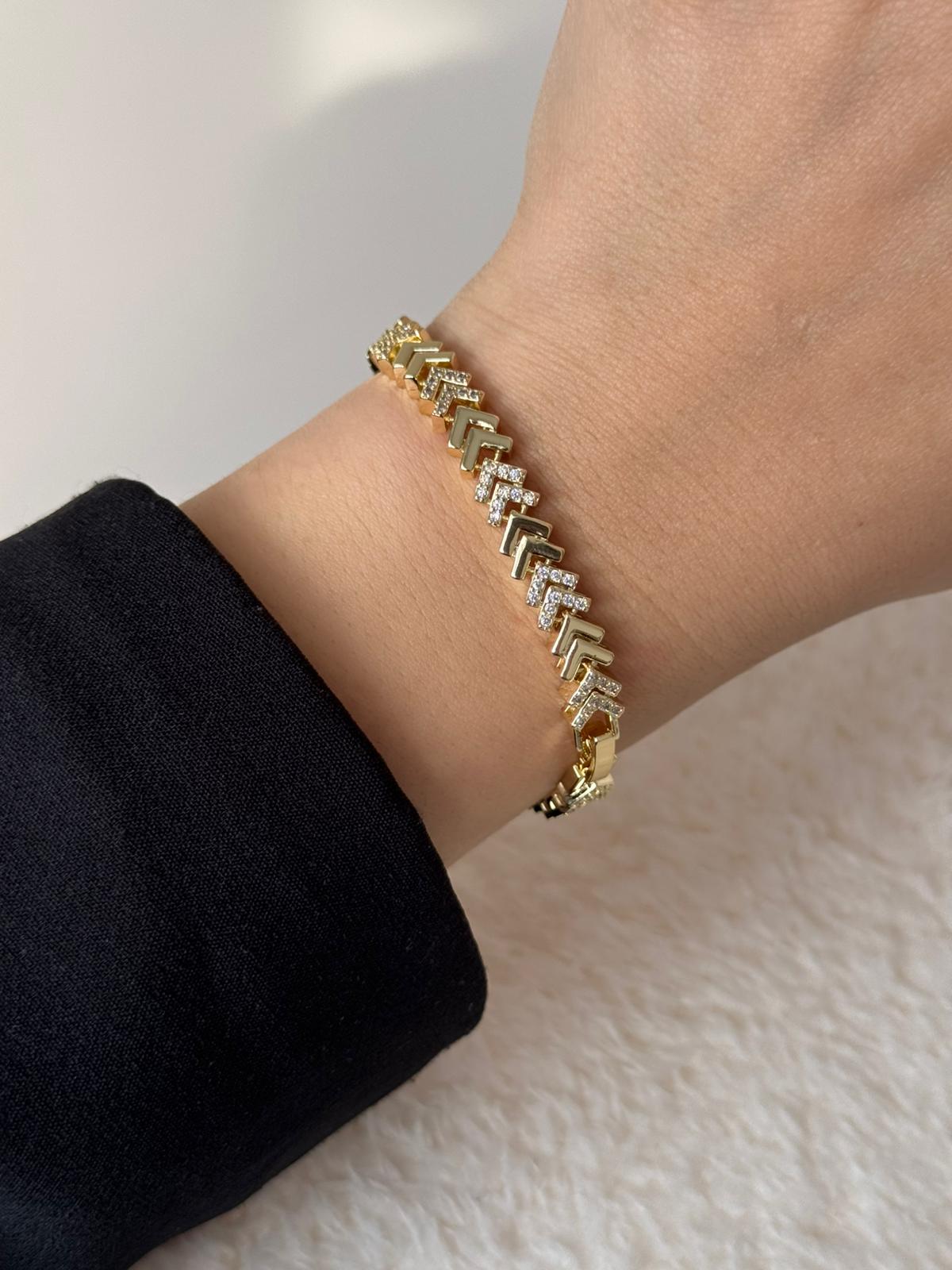 VIP Zircon Zigzag Bracelet