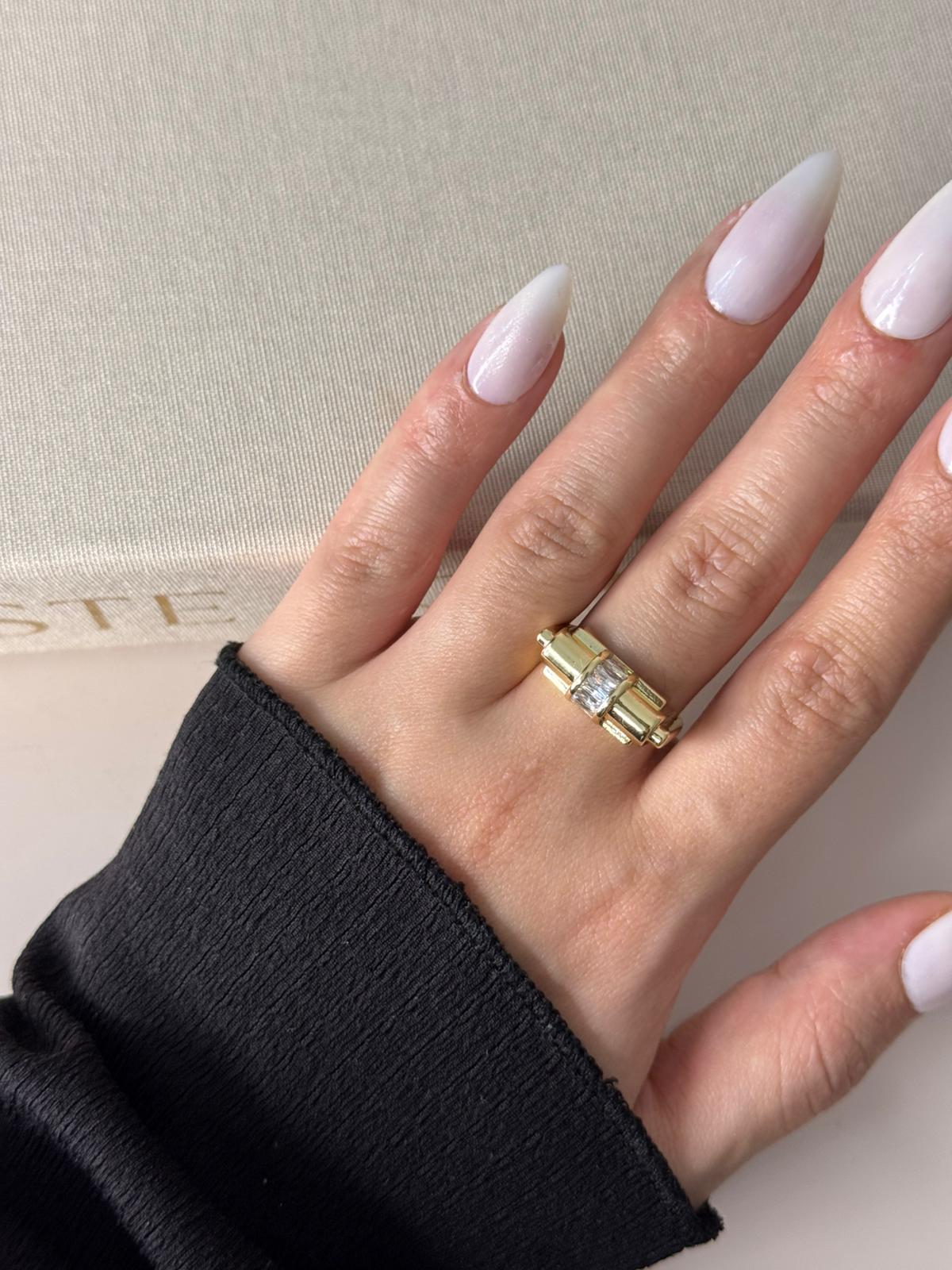 Taşlı Yassı Yüzük