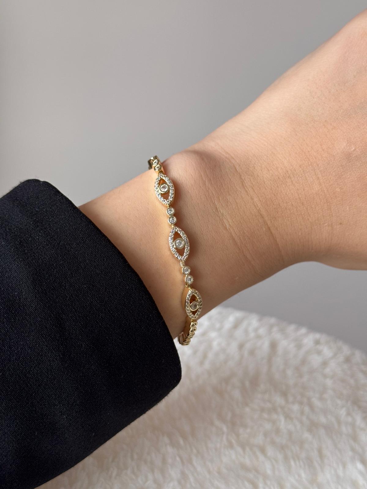 Altın Renk Taşlı Nazar Boncuğu Motifli Çelik Bileklik