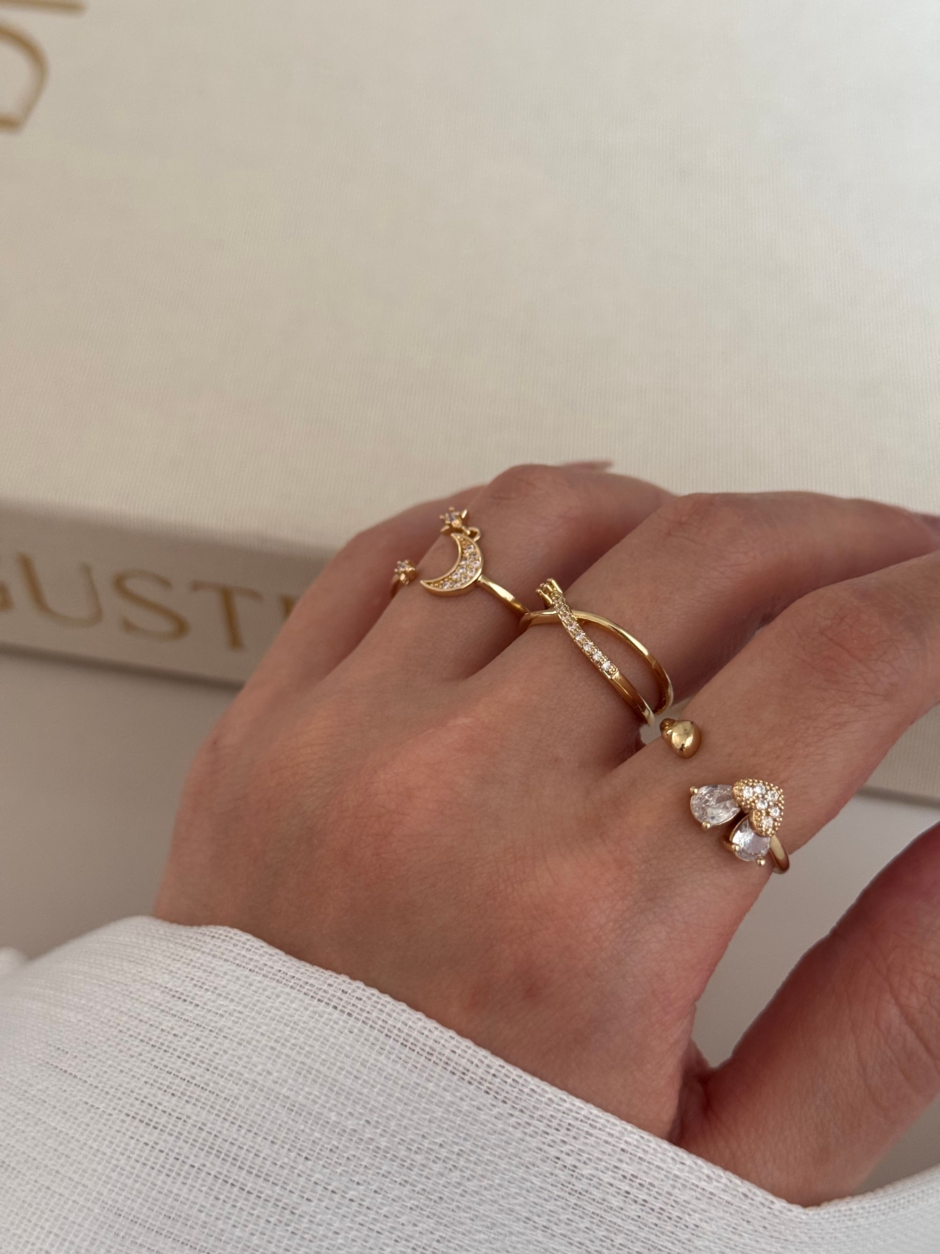 3’lü Ayarlanabilir Gold Yüzük Seti – Ay Yıldız, Minimal Kalp ve Damla Taşlı