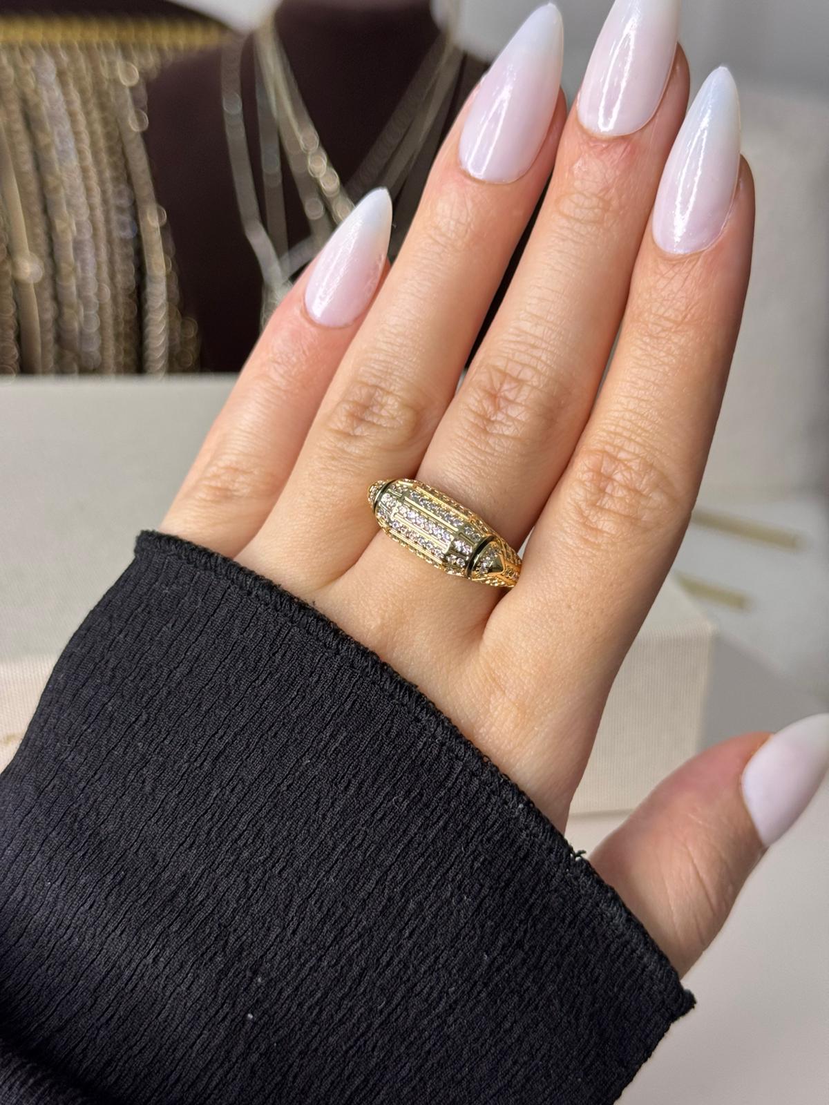 Leo Tasarım Yüzük