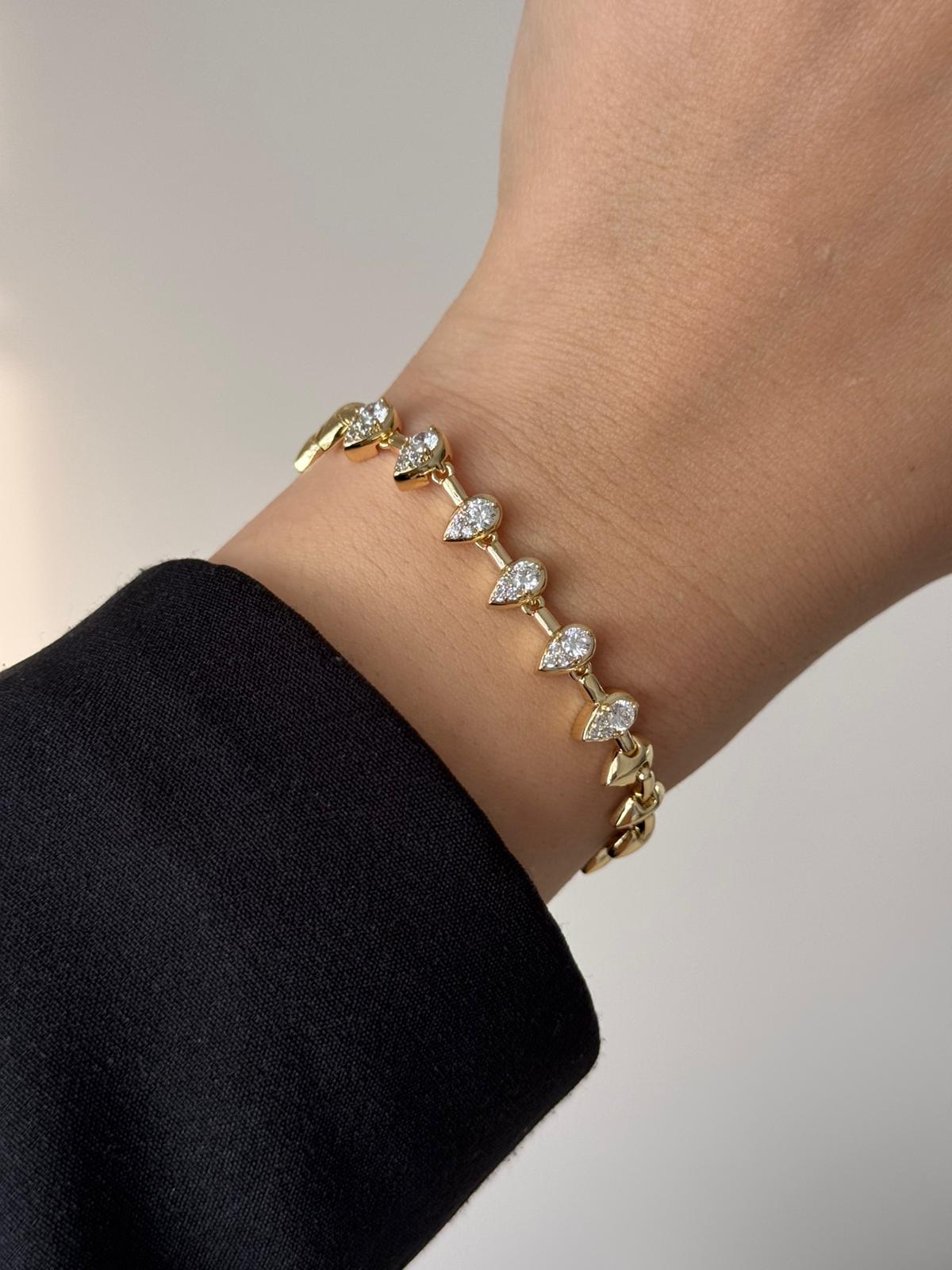 VIP Baguette Teardrop Bracelet