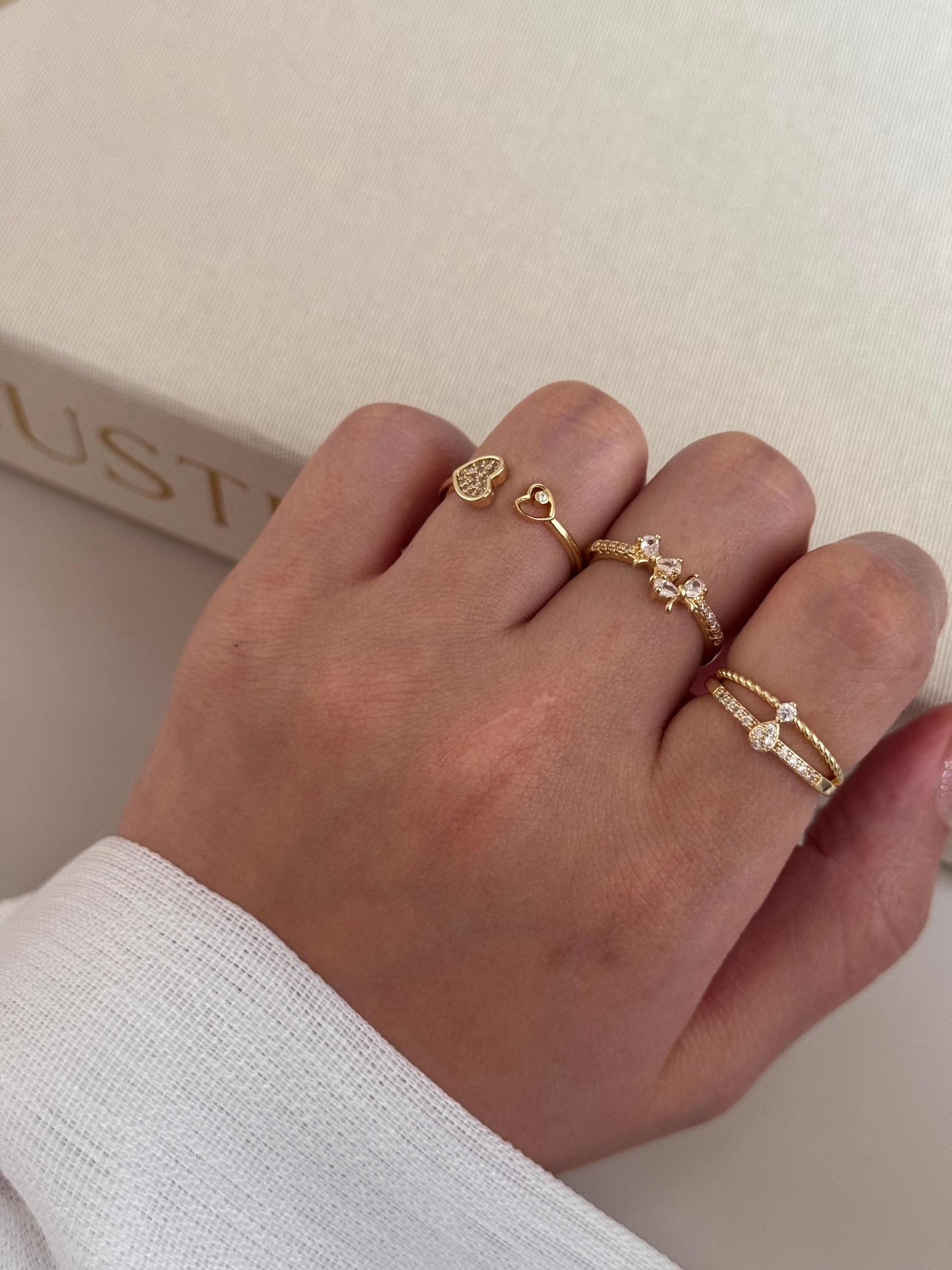 3’lü Ayarlanabilir Gold Yüzük Seti – Kalp ve Taş Detaylı