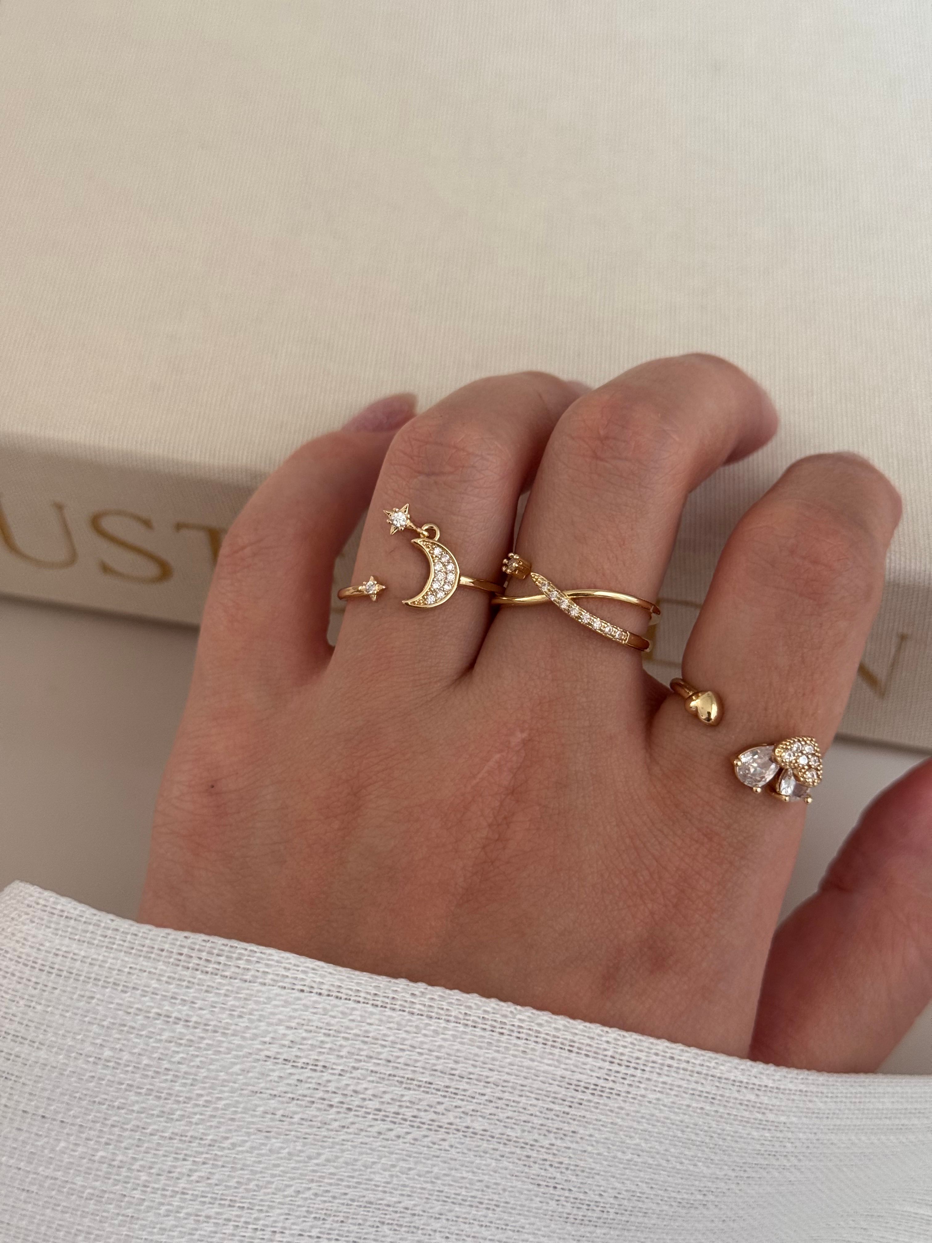 3’lü Ayarlanabilir Gold Yüzük Seti – Ay Yıldız, Minimal Kalp ve Damla Taşlı