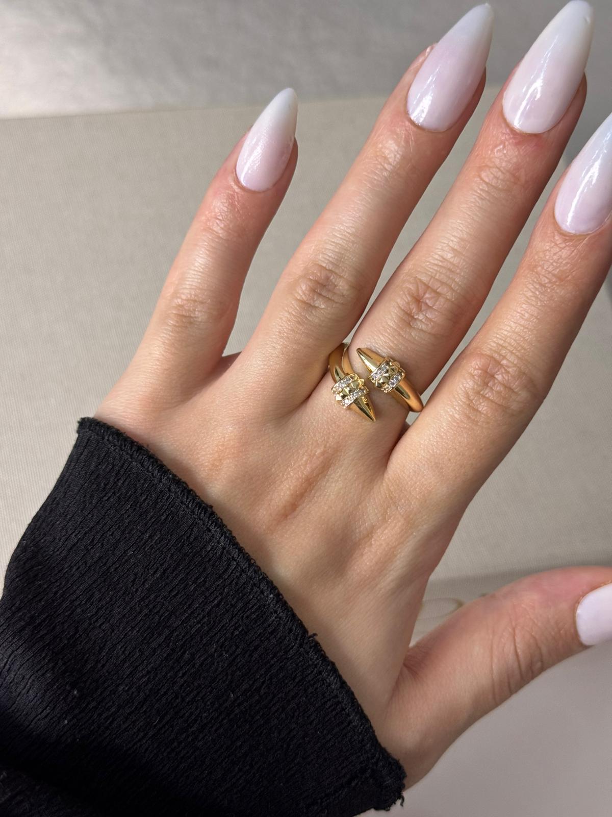 Zirkon Taşlı Yüzük