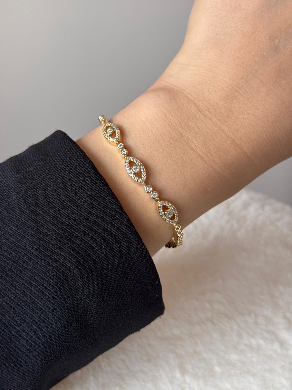 Altın Renk Taşlı Nazar Boncuğu Motifli Çelik Bileklik